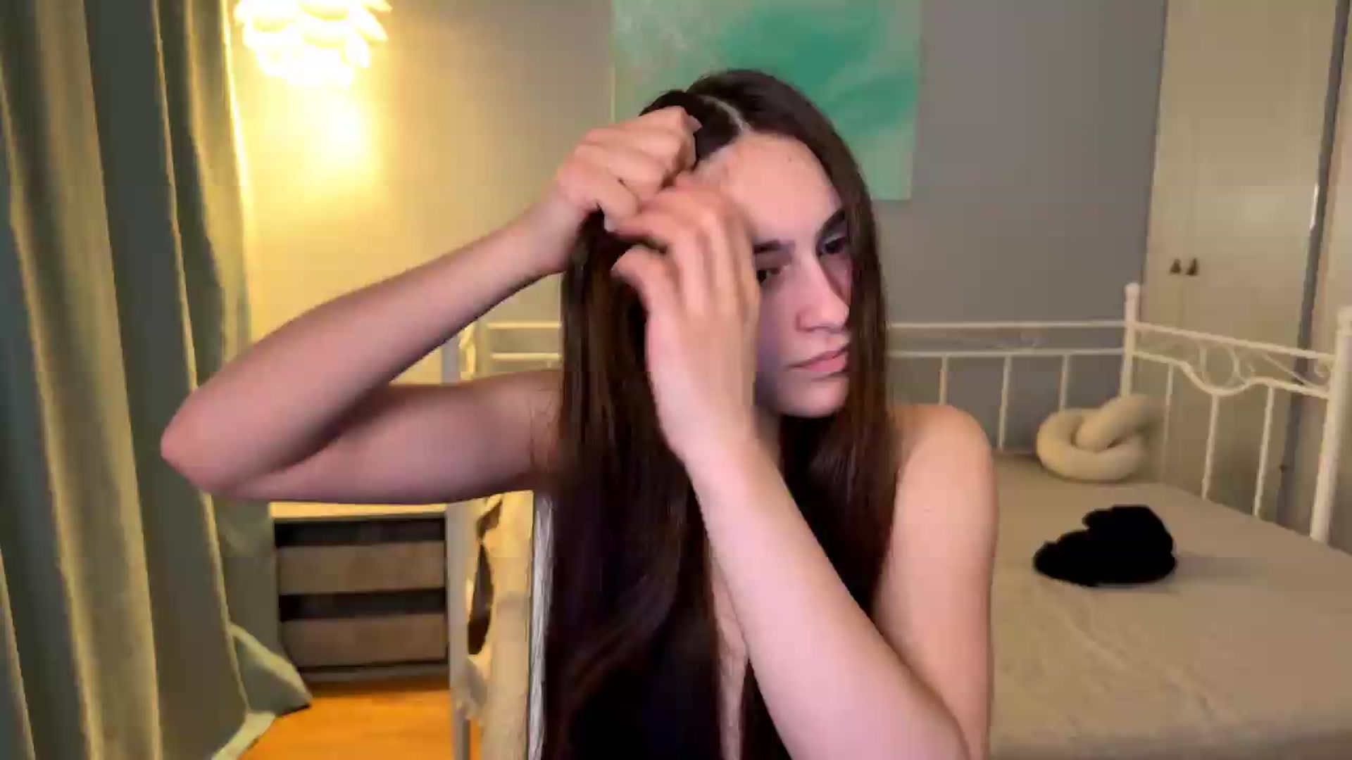 Gallery image thumbnail from ulohu's myfreecams stream on, 06/15/2026, 23:10 image 9 of 20