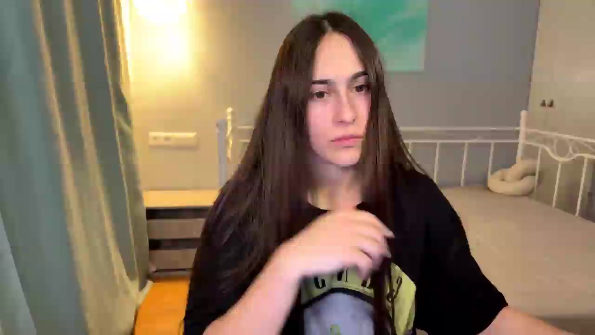 Gallery image thumbnail from ulohu's myfreecams stream on, 06/21/2026, 22:06 image 1 of 20