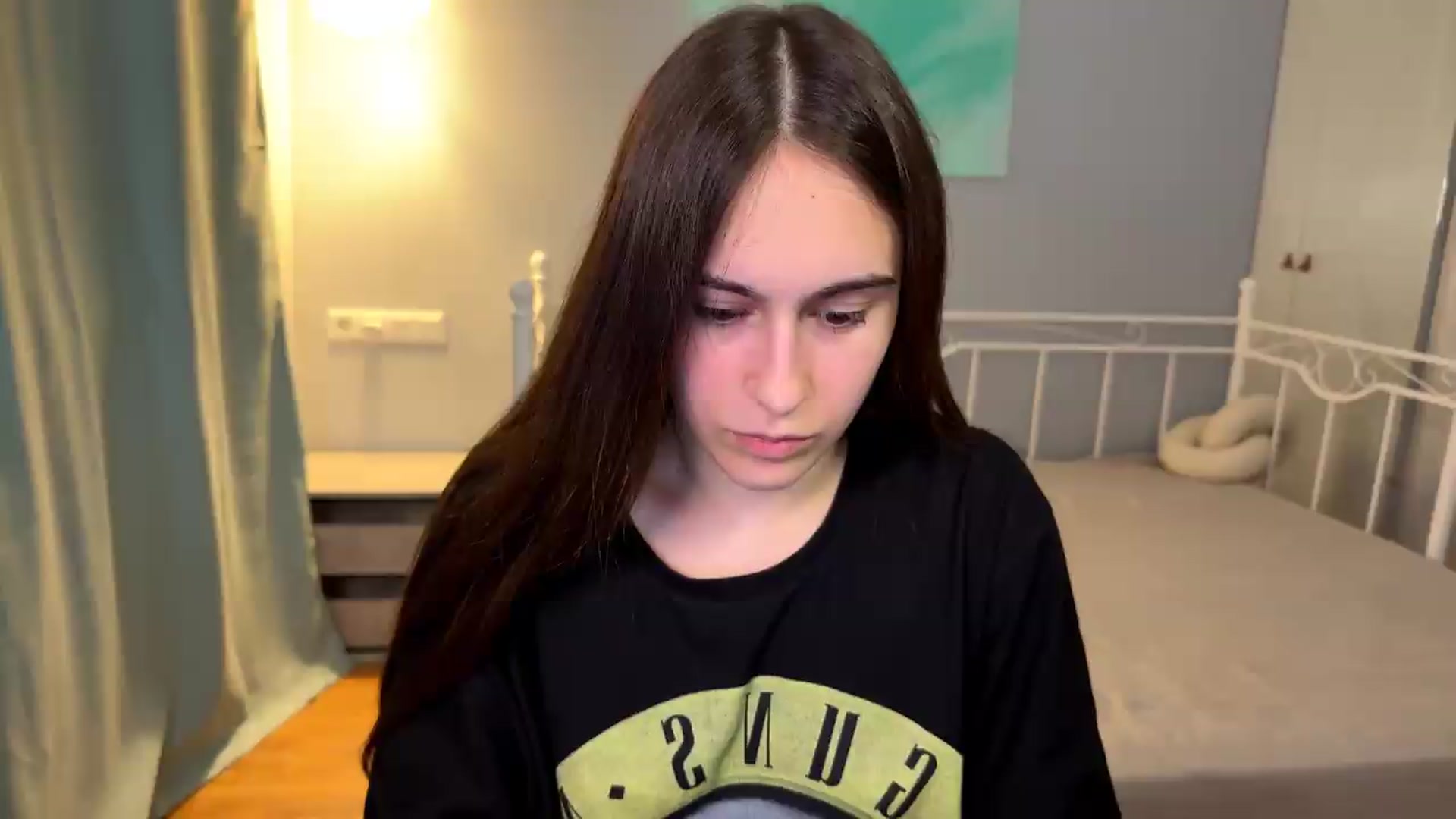 Gallery image thumbnail from ulohu's myfreecams stream on, 06/25/2026, 23:14 image 1 of 20