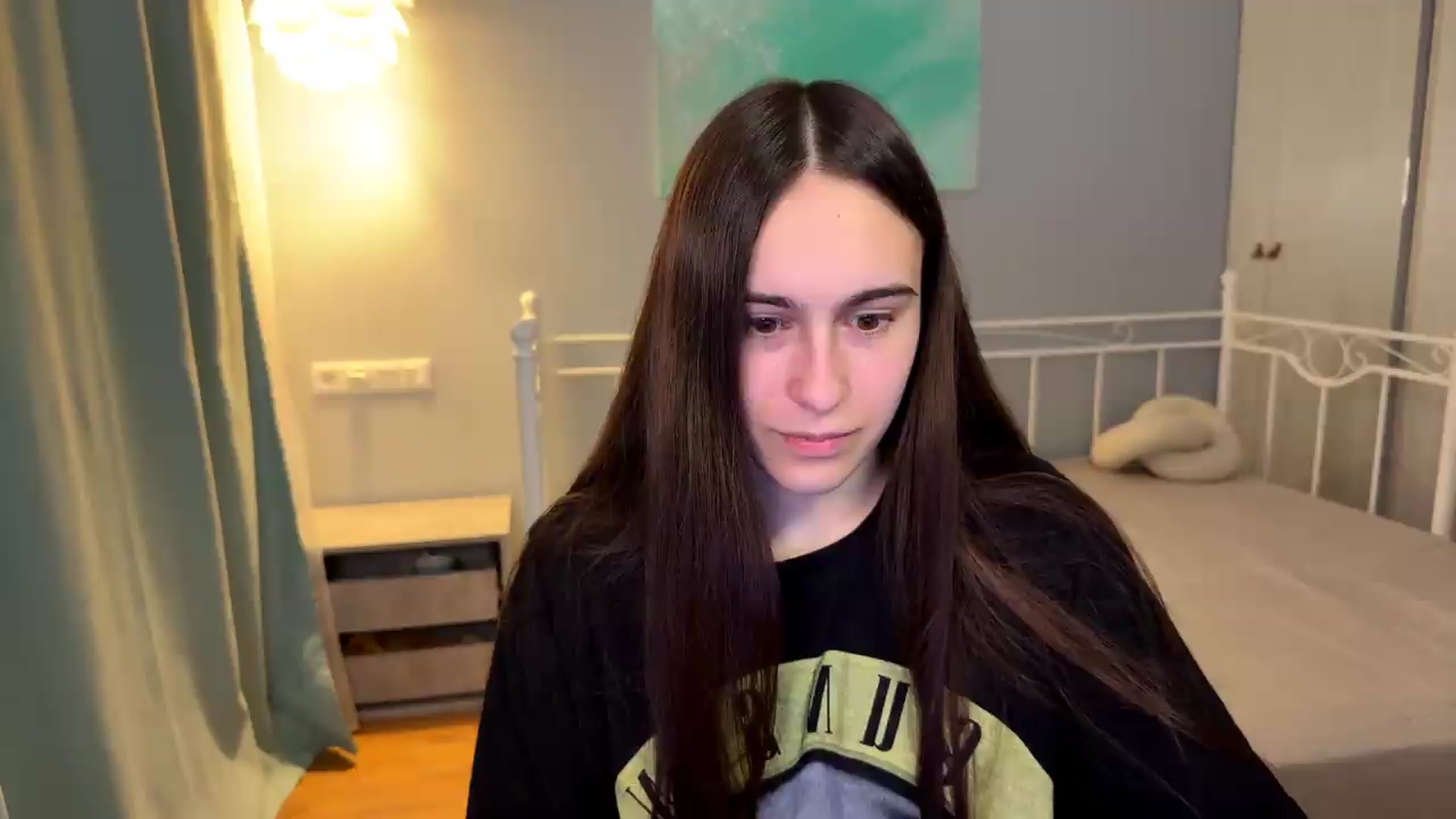 Gallery image thumbnail from ulohu's myfreecams stream on, 07/01/2026, 20:51 image 6 of 20