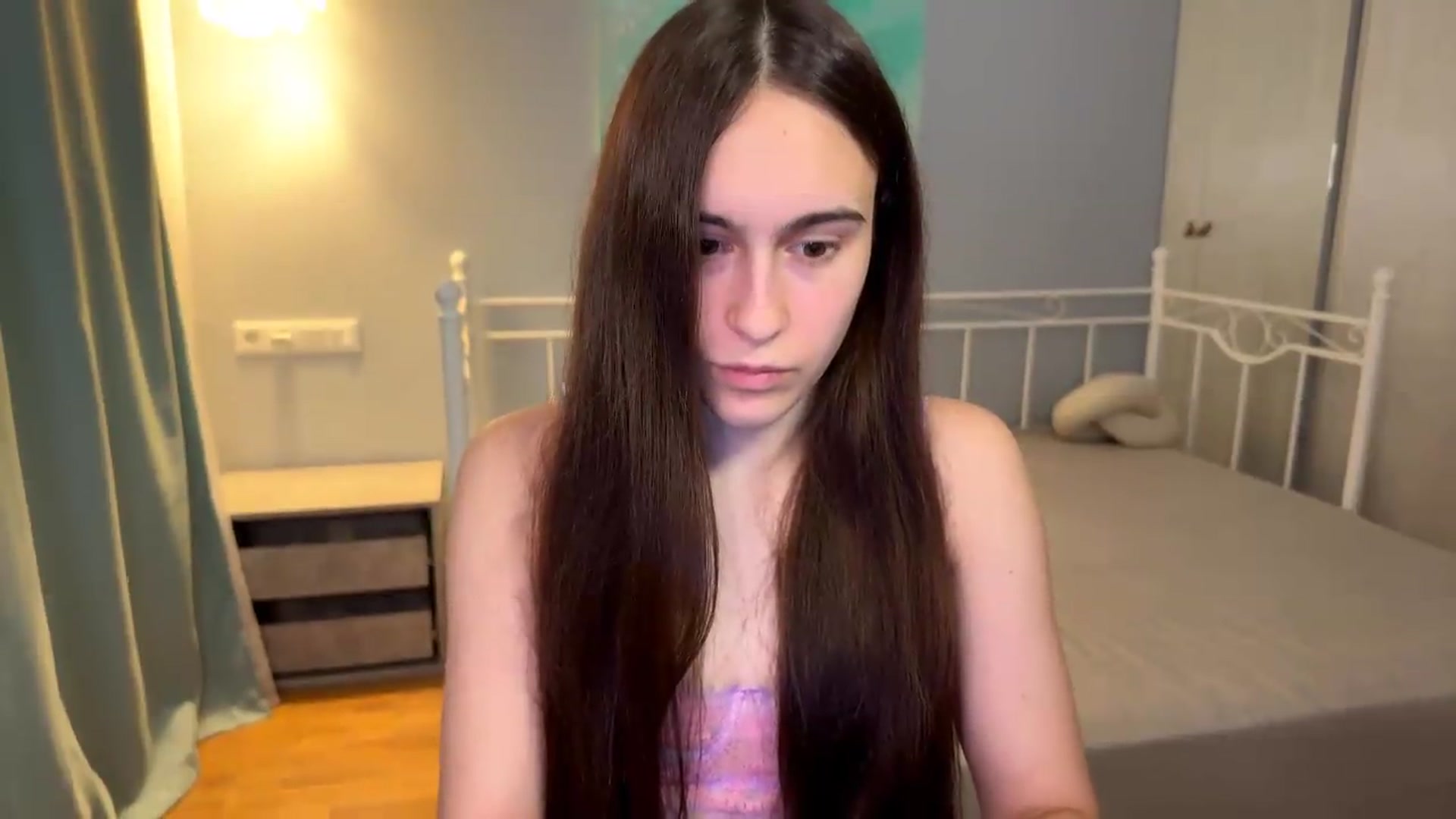 Gallery image thumbnail from ulohu's myfreecams stream on, 07/03/2026, 22:08 image 11 of 20