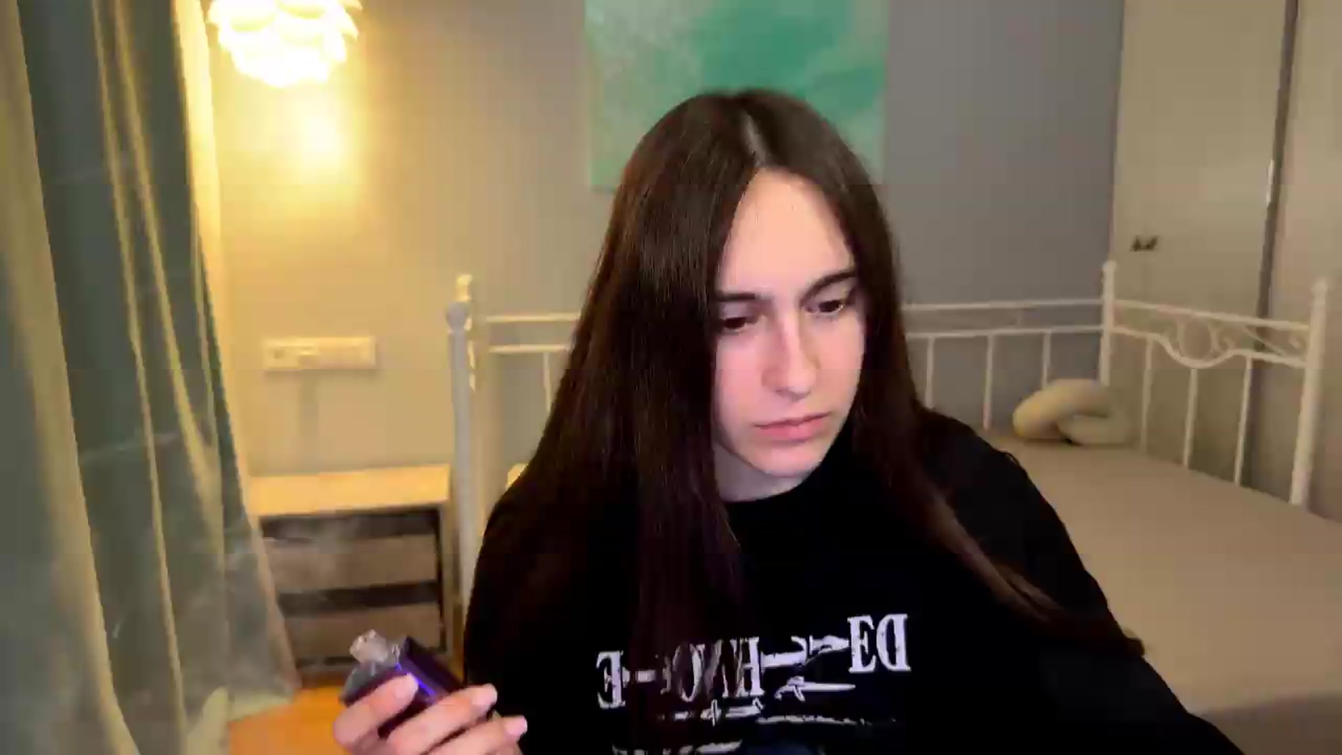 Gallery image thumbnail from ulohu's myfreecams stream on, 07/04/2026, 24:01 image 11 of 20