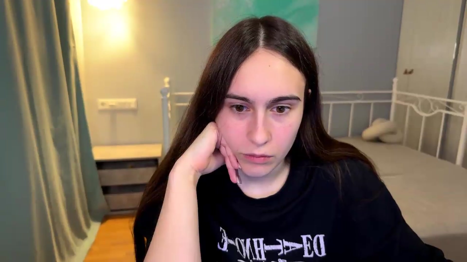 Gallery image thumbnail from ulohu's myfreecams stream on, 07/05/2026, 20:28 image 13 of 20
