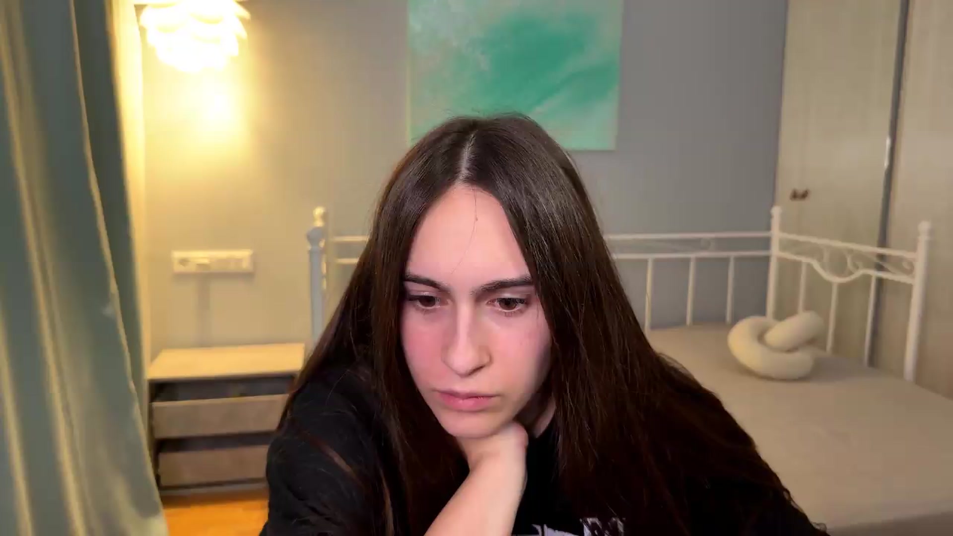 Gallery image thumbnail from ulohu's myfreecams stream on, 07/06/2026, 23:52 image 1 of 20