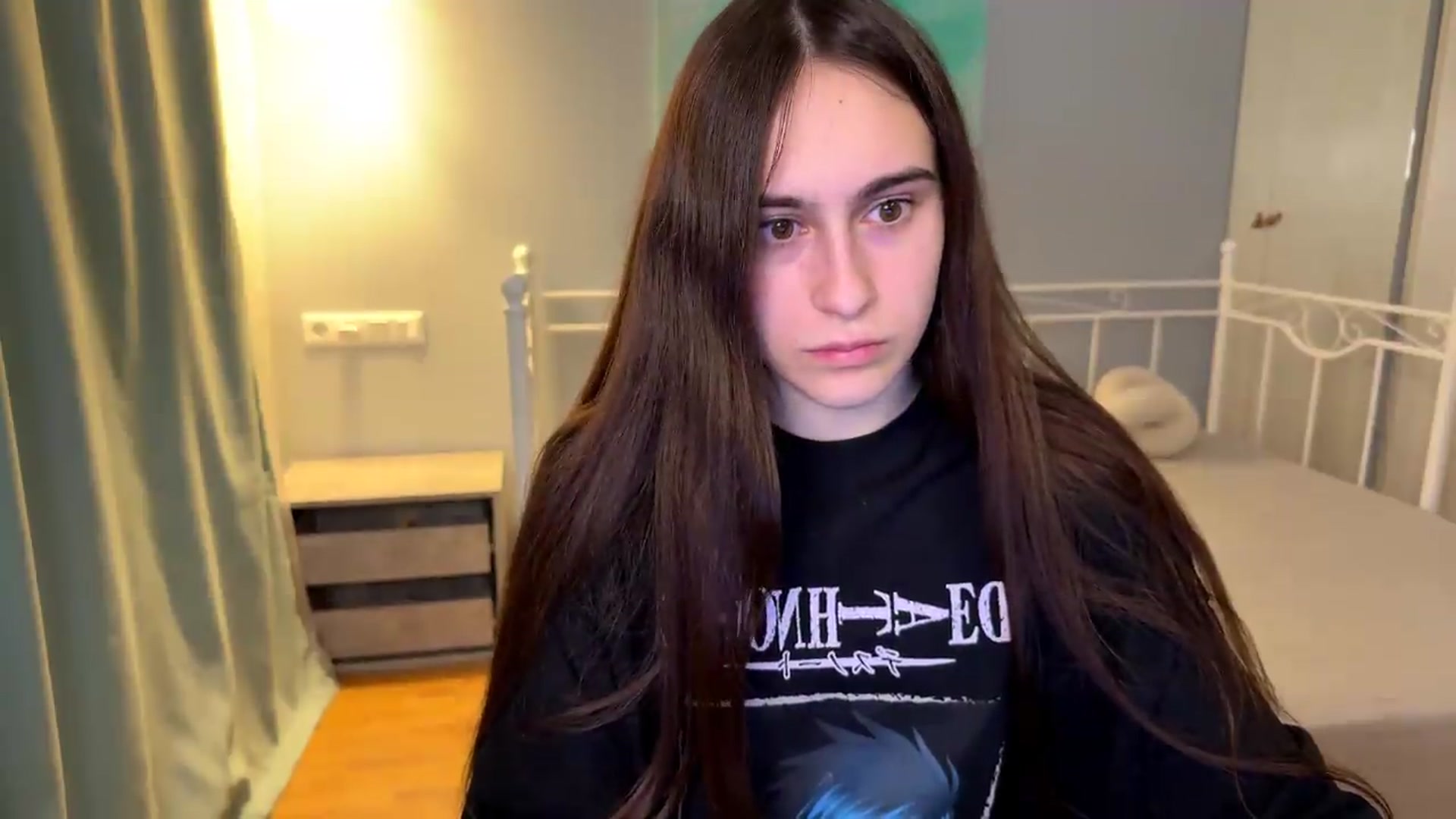 Gallery image thumbnail from ulohu's myfreecams stream on, 07/07/2026, 19:38 image 15 of 20