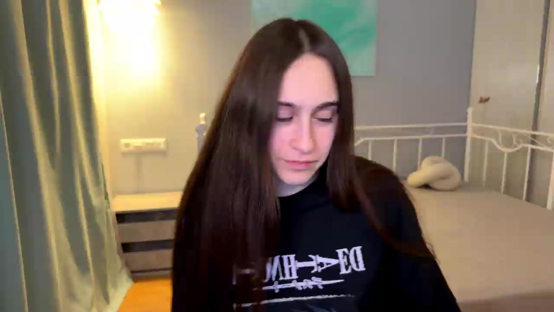 Gallery image thumbnail from ulohu's myfreecams stream on, 07/07/2026, 20:51 image 3 of 20