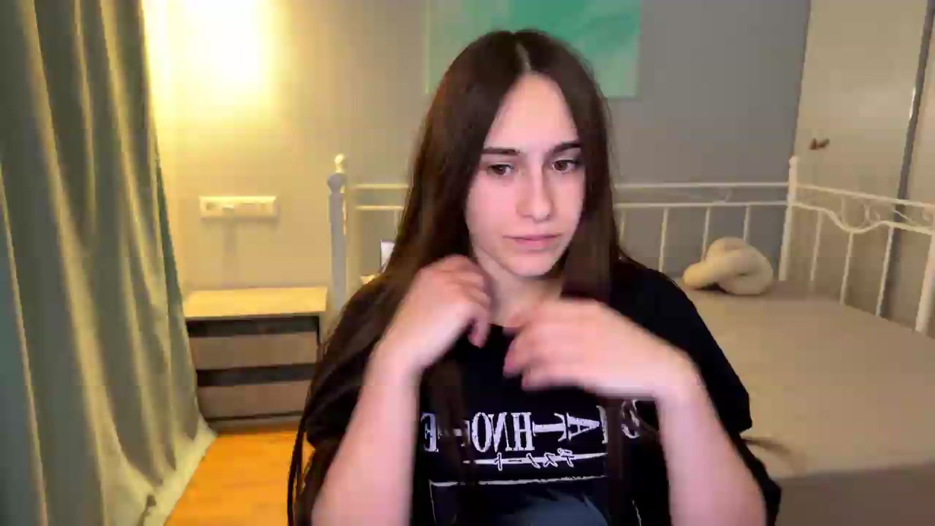 Gallery image thumbnail from ulohu's myfreecams stream on, 07/07/2026, 23:07 image 1 of 20