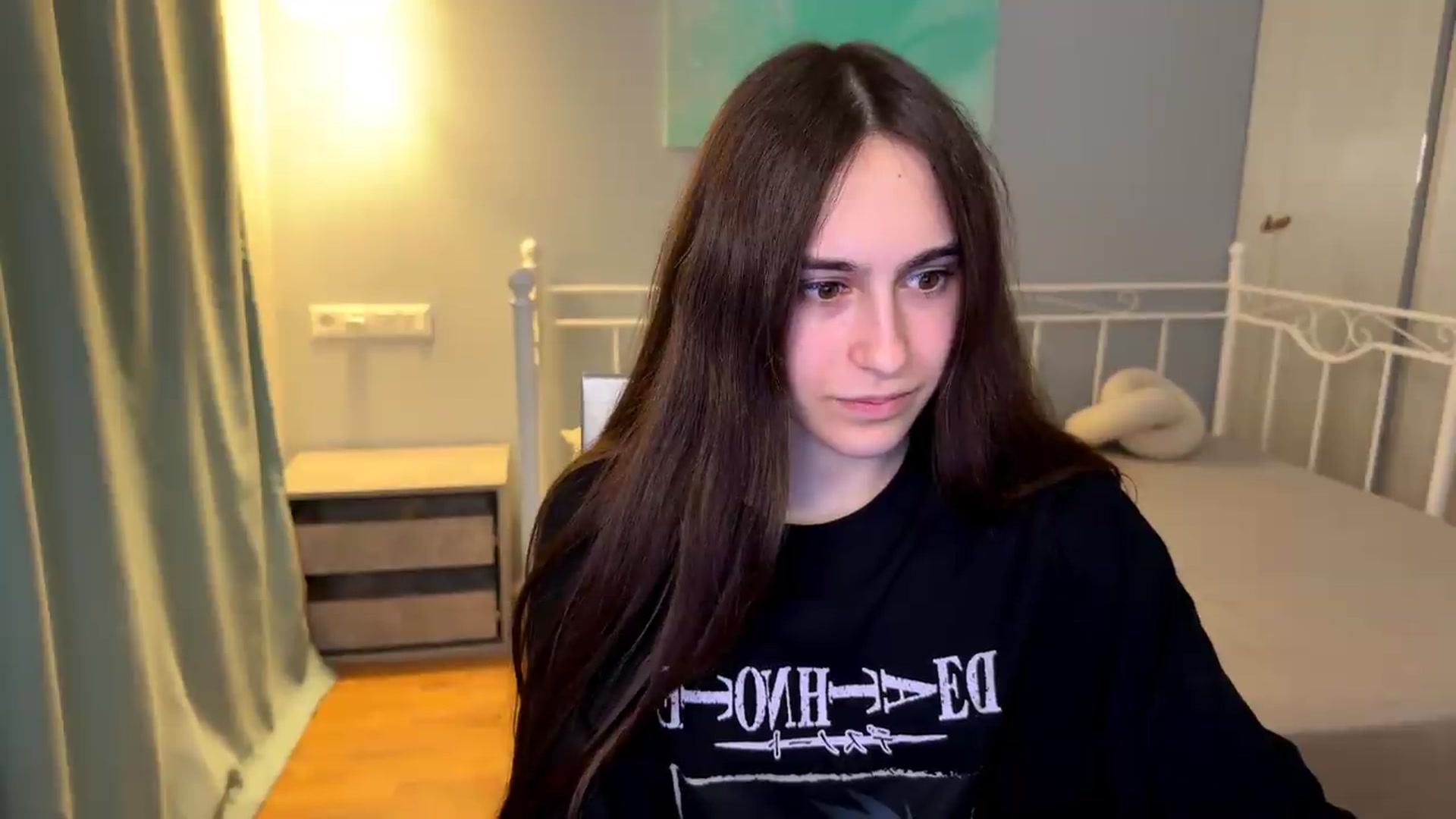 Gallery image thumbnail from ulohu's myfreecams stream on, 07/07/2026, 23:07 image 17 of 20
