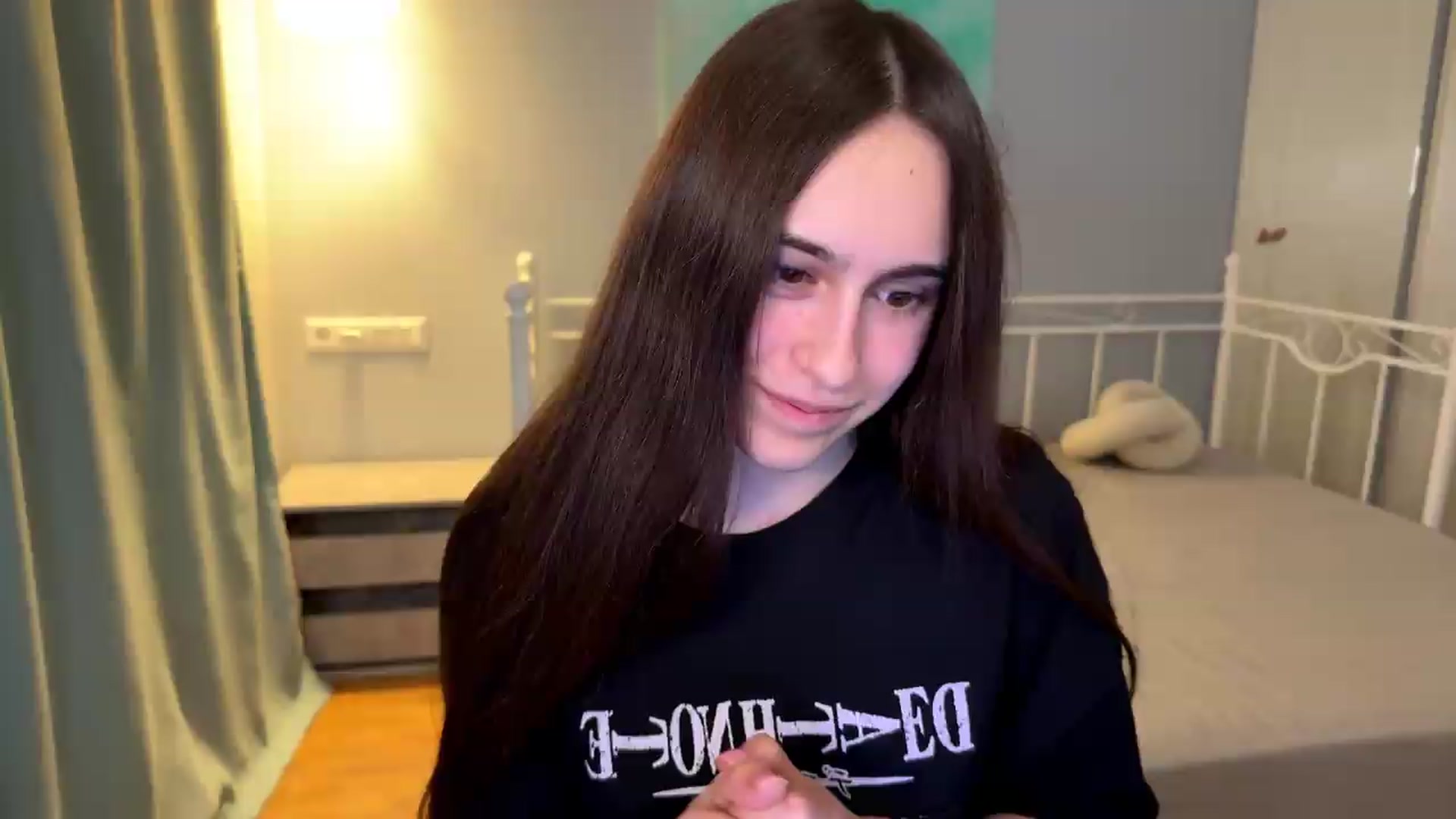 Gallery image thumbnail from ulohu's myfreecams stream on, 07/08/2026, 01:14 image 10 of 20