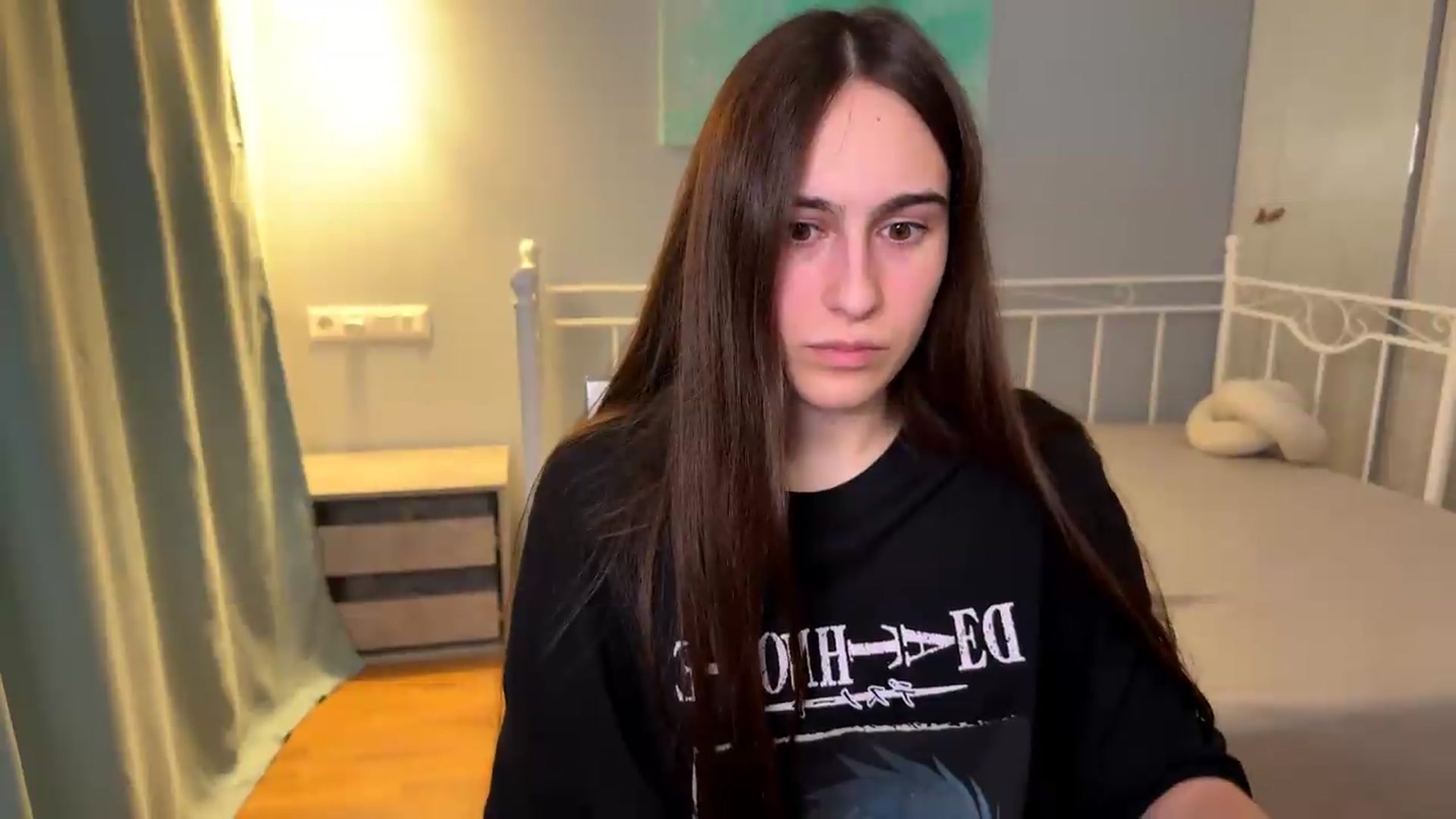 Gallery image thumbnail from ulohu's myfreecams stream on, 07/08/2026, 20:30 image 17 of 20