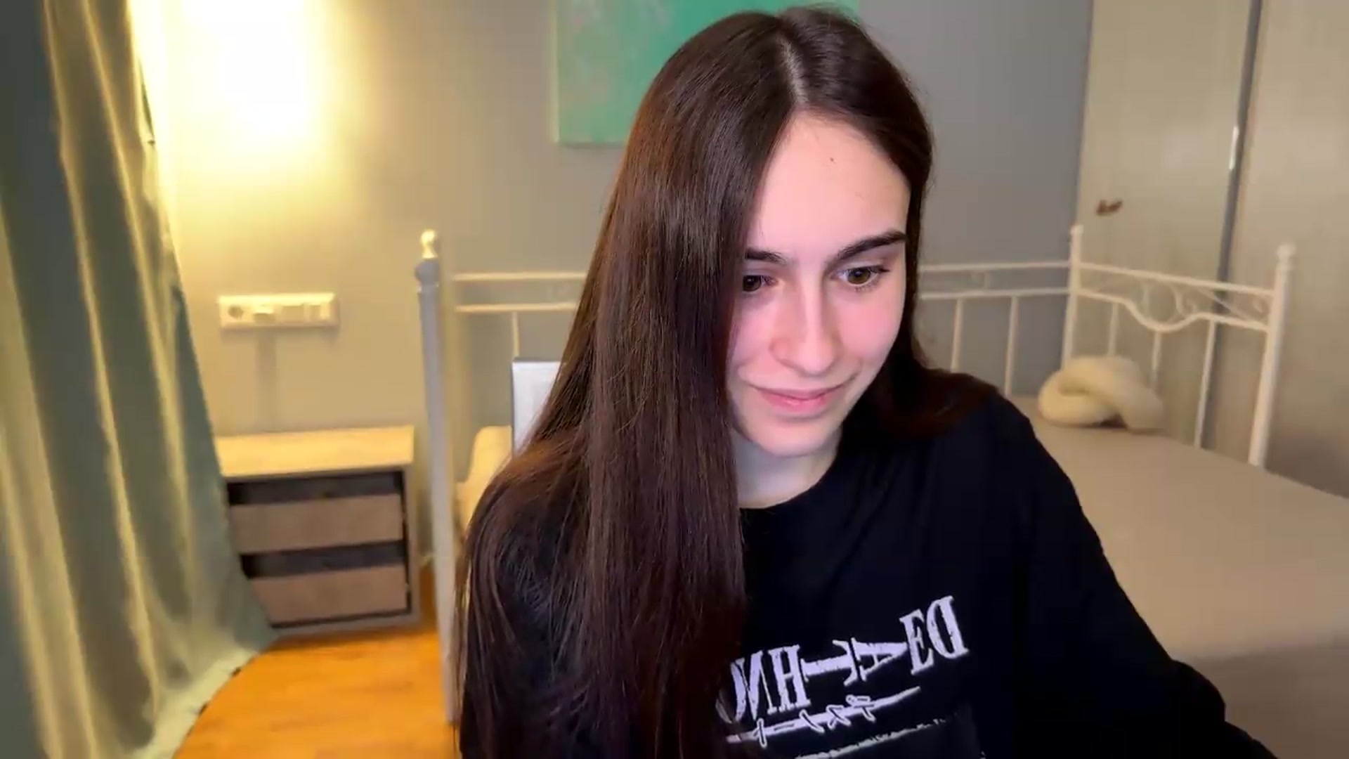 Gallery image thumbnail from ulohu's myfreecams stream on, 07/08/2026, 22:31 image 9 of 20