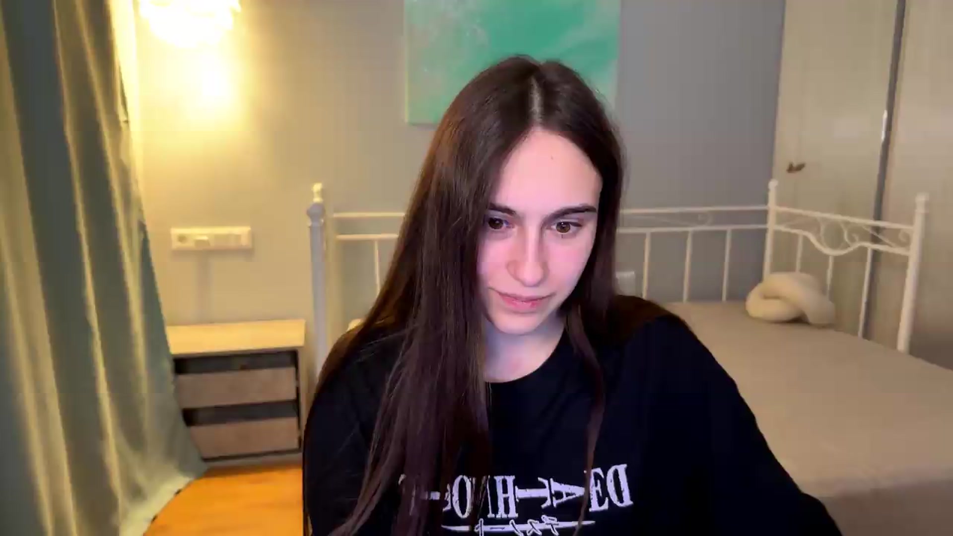 Gallery image thumbnail from ulohu's myfreecams stream on, 07/09/2026, 02:01 image 19 of 20