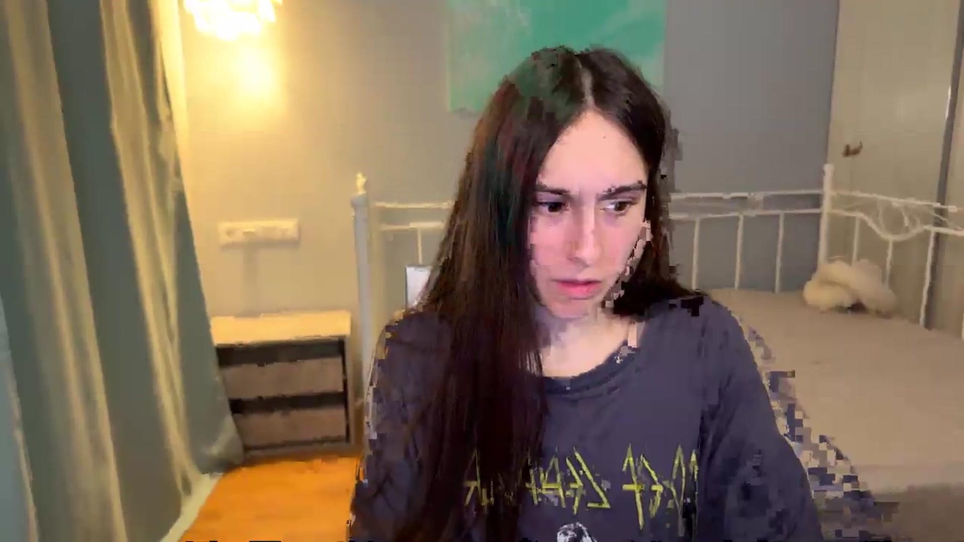 Gallery image thumbnail from ulohu's myfreecams stream on, 07/09/2026, 21:49 image 6 of 20