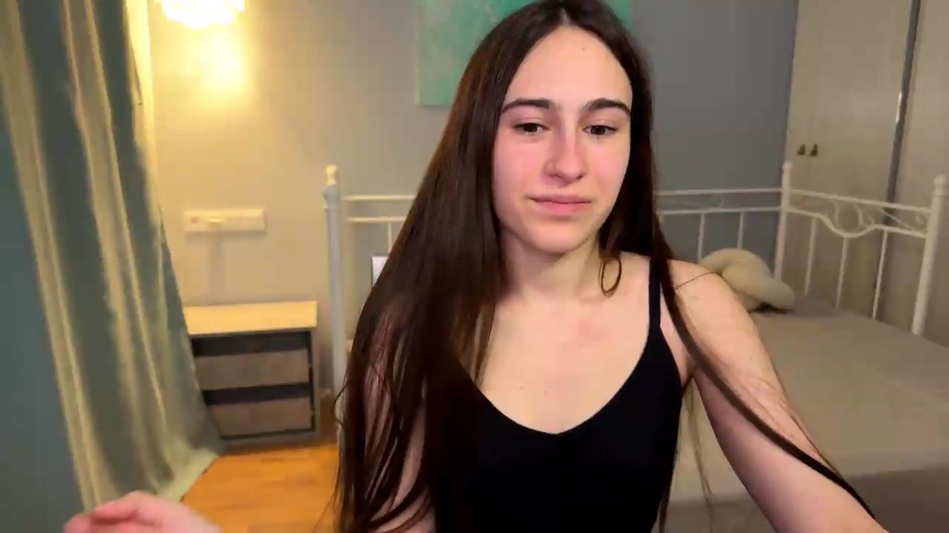 Gallery image thumbnail from ulohu's myfreecams stream on, 07/11/2026, 20:16 image 15 of 20