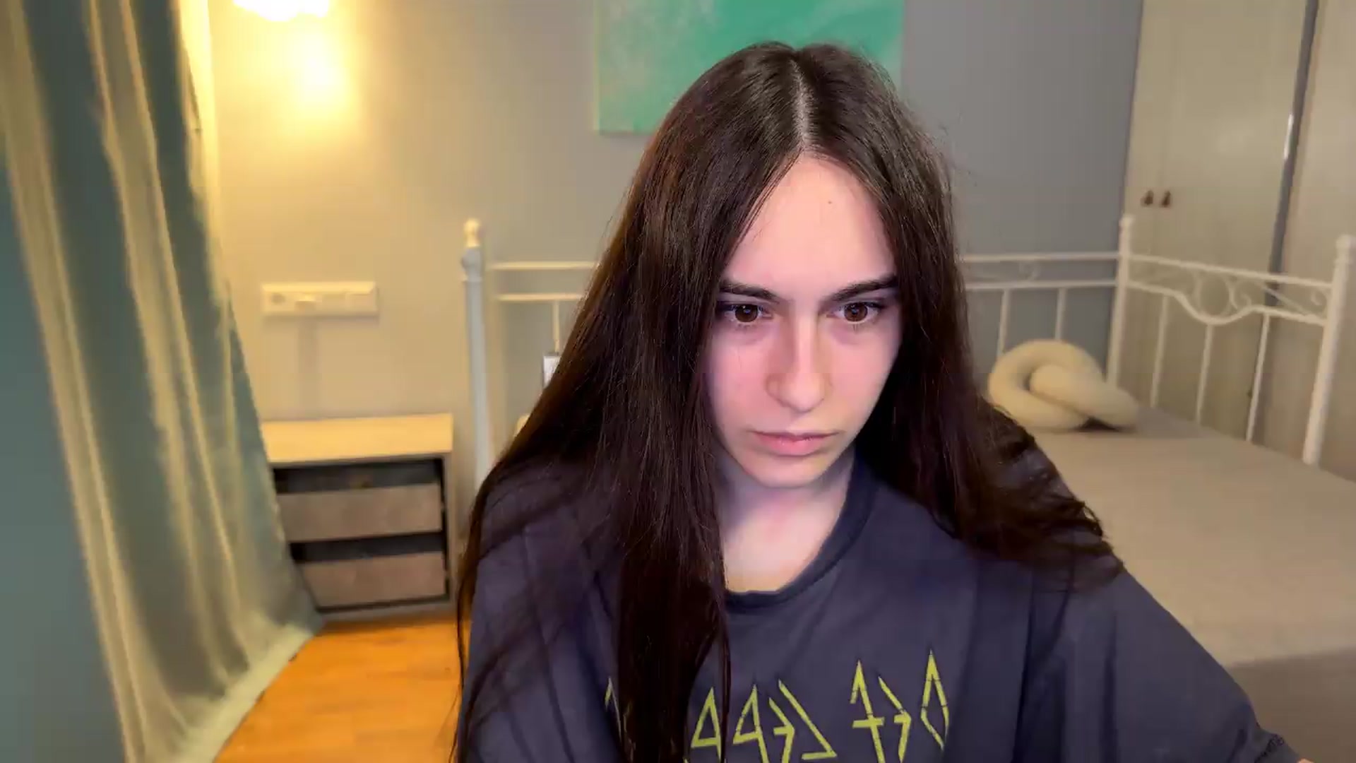 Gallery image thumbnail from ulohu's myfreecams stream on, 07/11/2026, 23:15 image 7 of 20