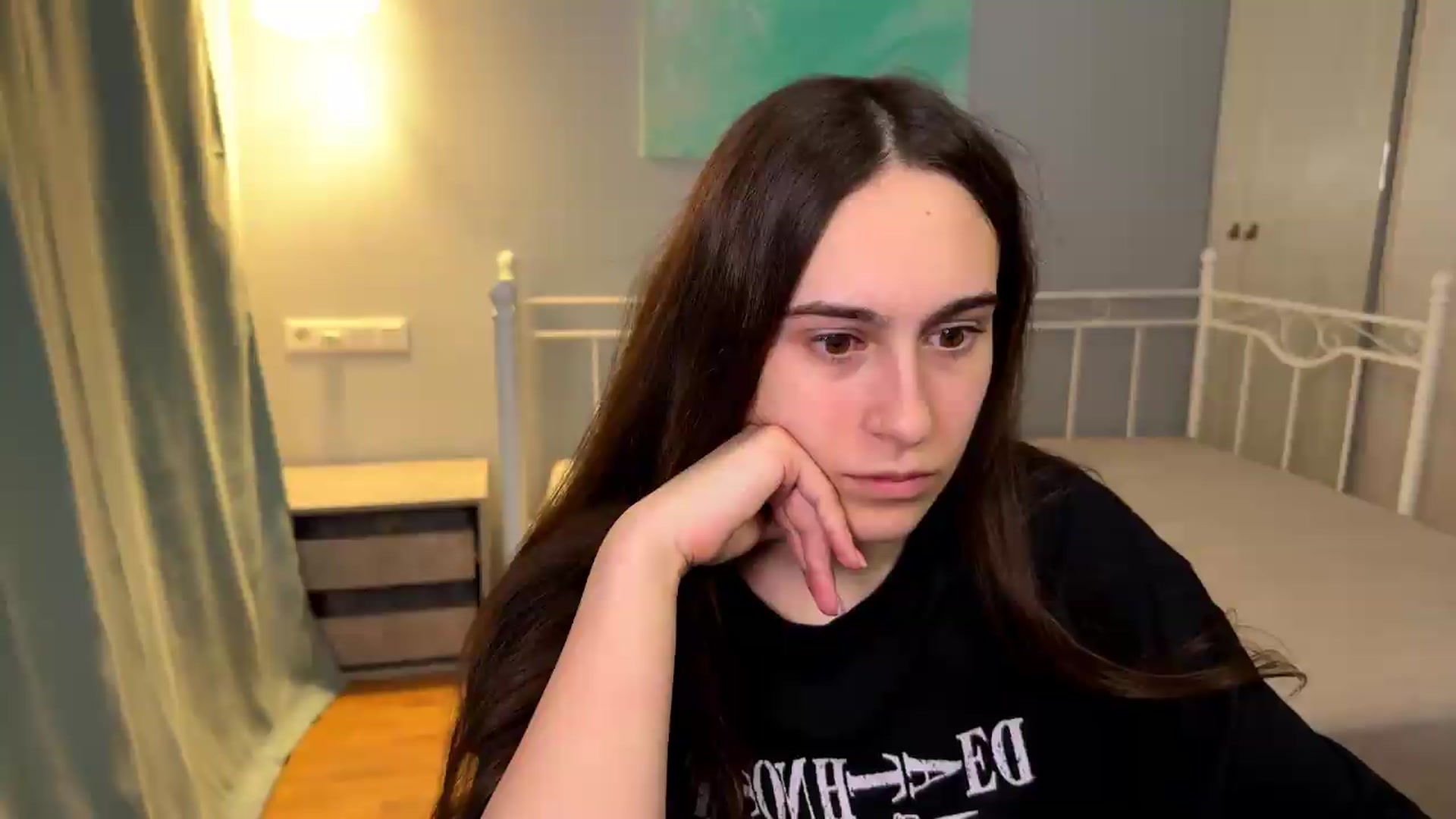 Gallery image thumbnail from ulohu's myfreecams stream on, 07/14/2026, 01:23 image 2 of 20