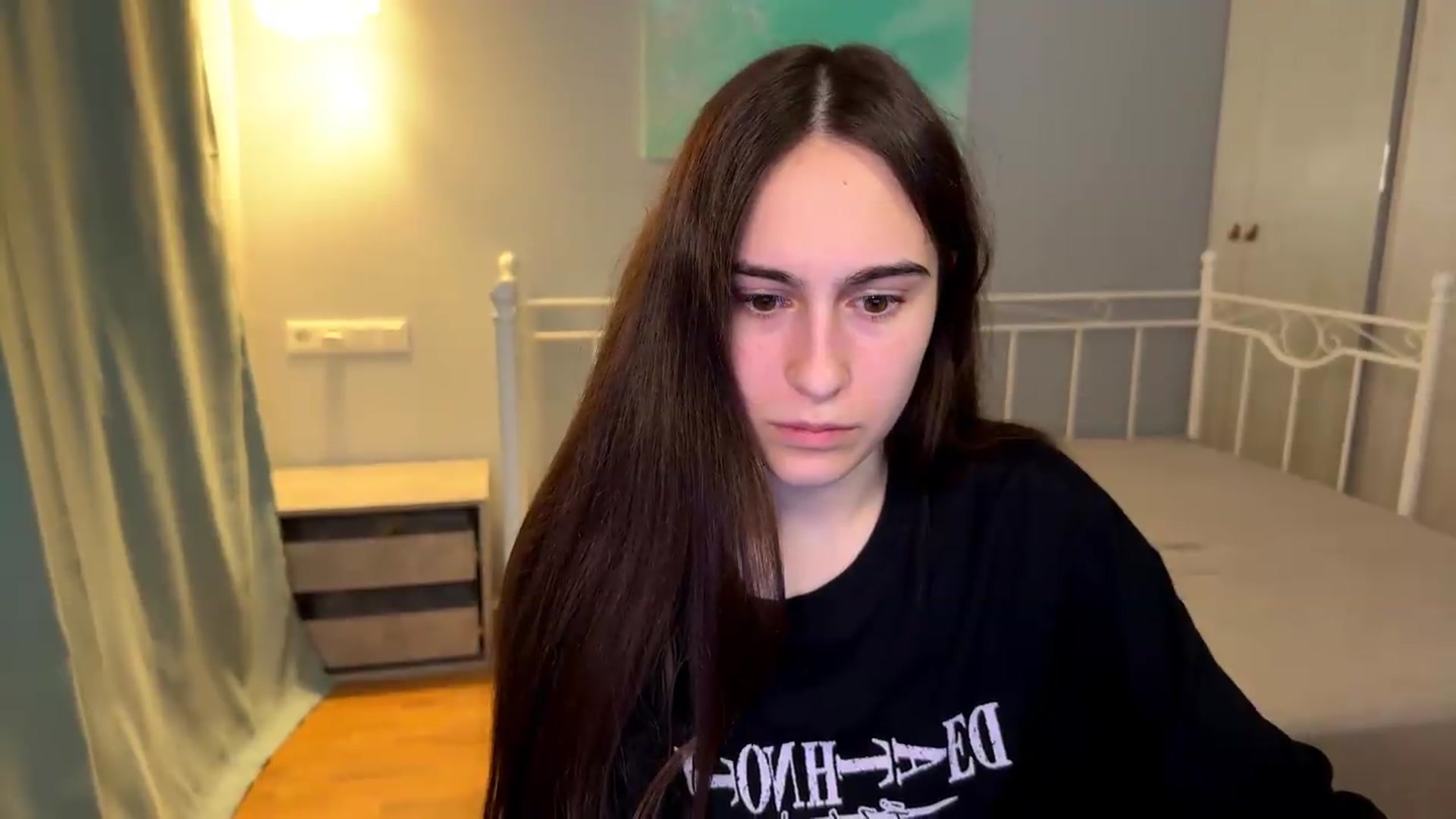 Gallery image thumbnail from ulohu's myfreecams stream on, 07/14/2026, 01:23 image 19 of 20