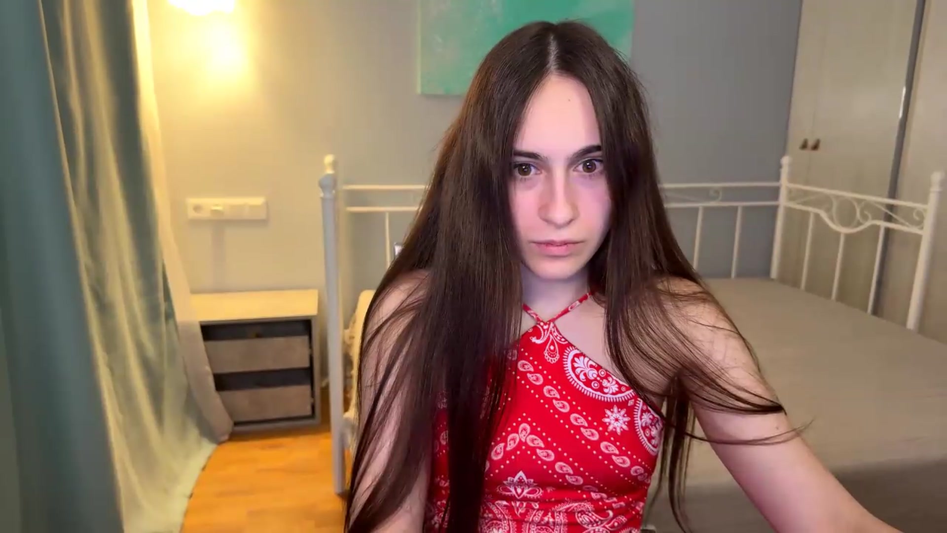 Gallery image thumbnail from ulohu's myfreecams stream on, 07/14/2026, 06:20 image 2 of 20