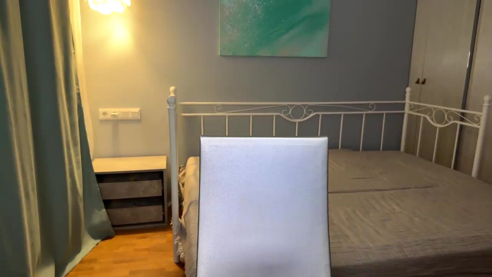 Gallery image thumbnail from ulohu's myfreecams stream on, 07/17/2026, 04:06 image 6 of 20