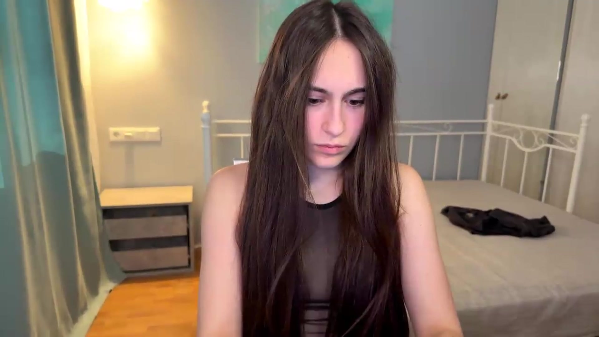 Gallery image thumbnail from ulohu's myfreecams stream on, 07/18/2026, 13:01 image 19 of 20