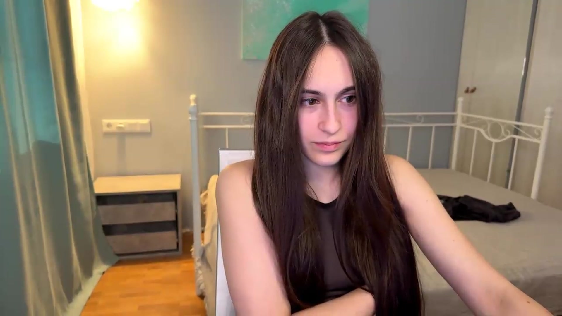 Gallery image thumbnail from ulohu's myfreecams stream on, 07/18/2026, 13:01 image 20 of 20