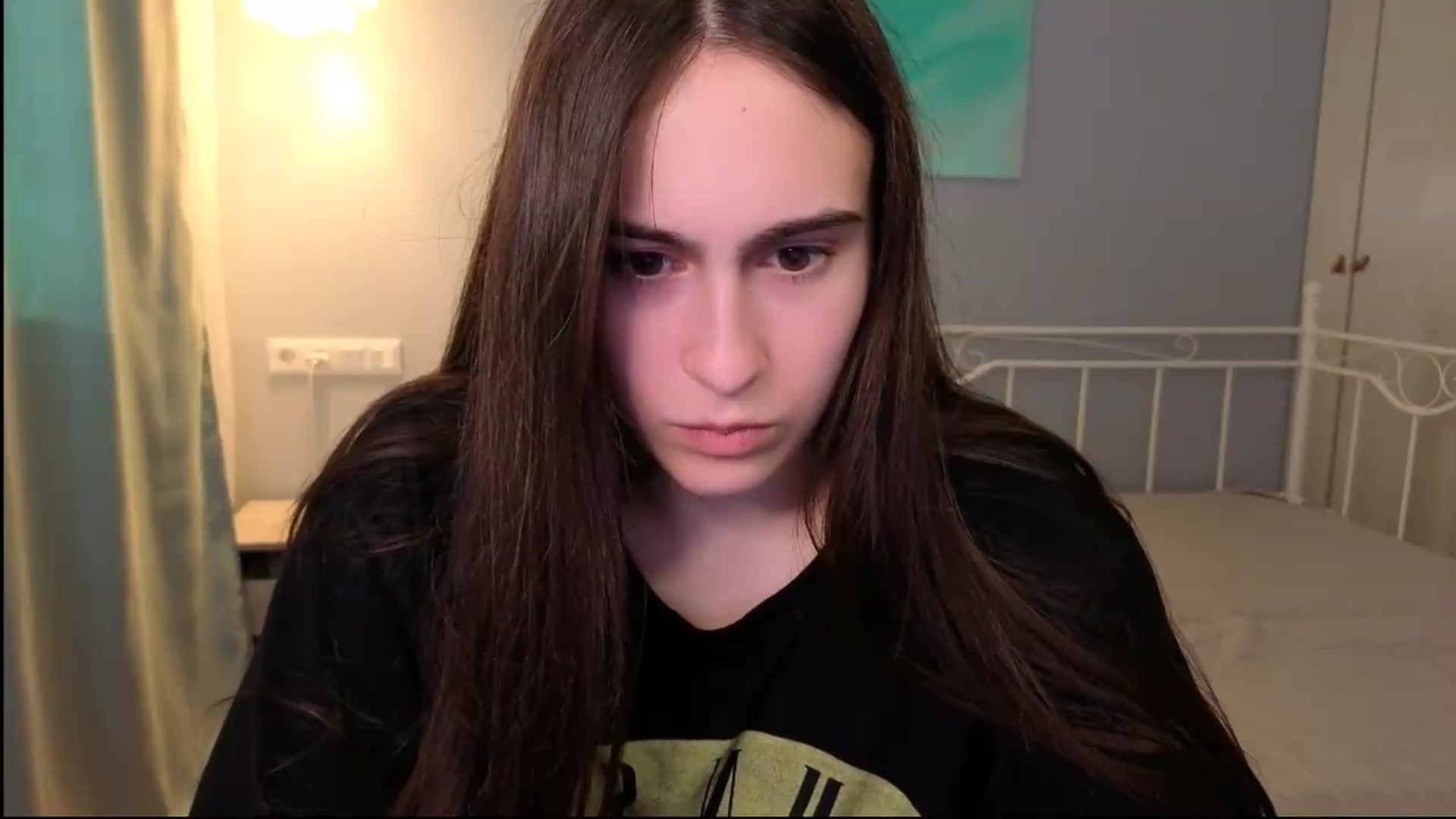Gallery image thumbnail from ulohu's myfreecams stream on, 07/20/2026, 15:34 image 7 of 20