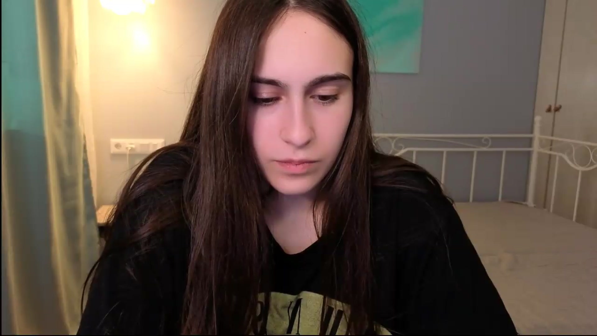 Gallery image thumbnail from ulohu's myfreecams stream on, 07/20/2026, 15:34 image 8 of 20