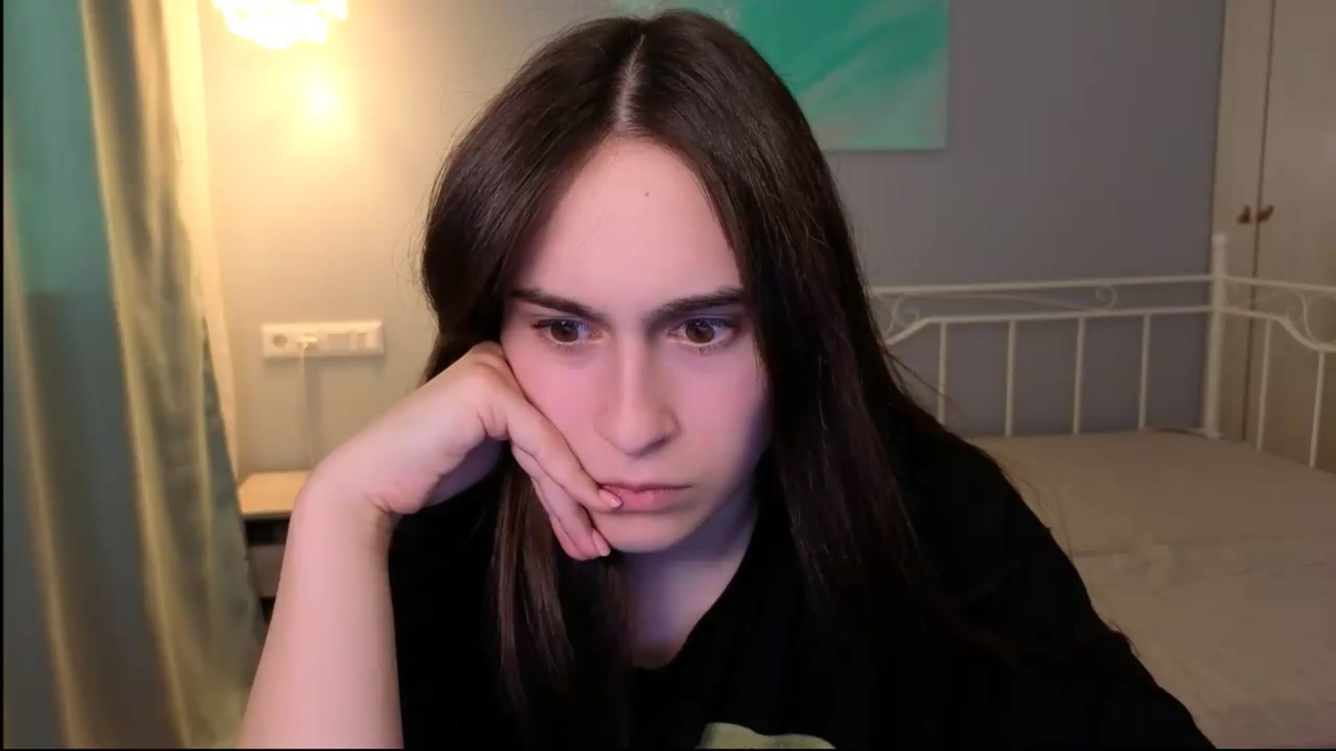 Gallery image thumbnail from ulohu's myfreecams stream on, 07/20/2026, 16:24 image 8 of 20