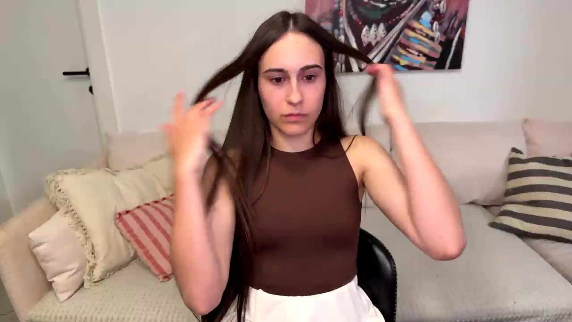Gallery image thumbnail from ulohu's myfreecams stream on, 08/03/2026, 23:12 image 6 of 20