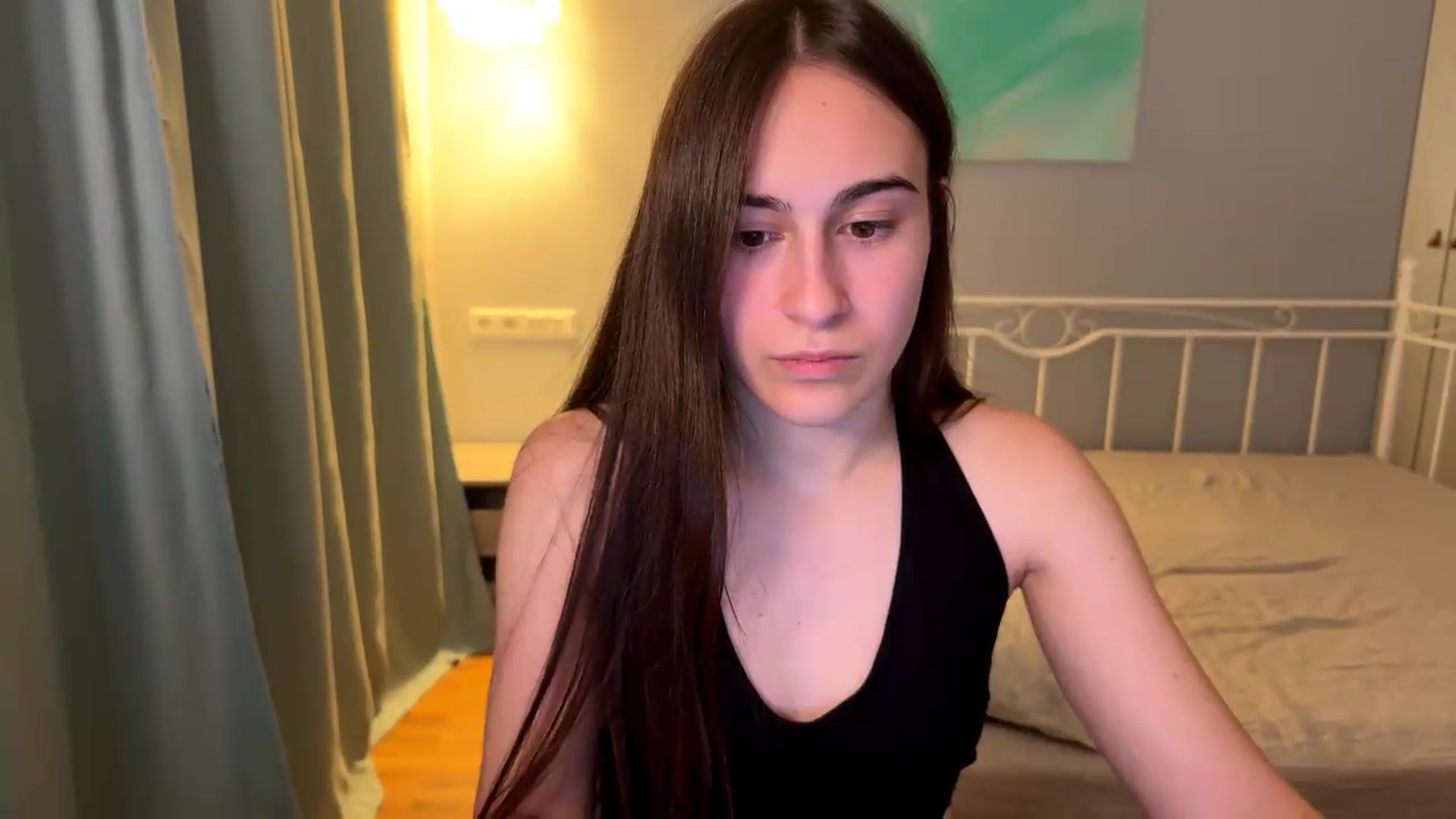 Gallery image thumbnail from ulohu's myfreecams stream on, 08/11/2026, 23:38 image 16 of 20