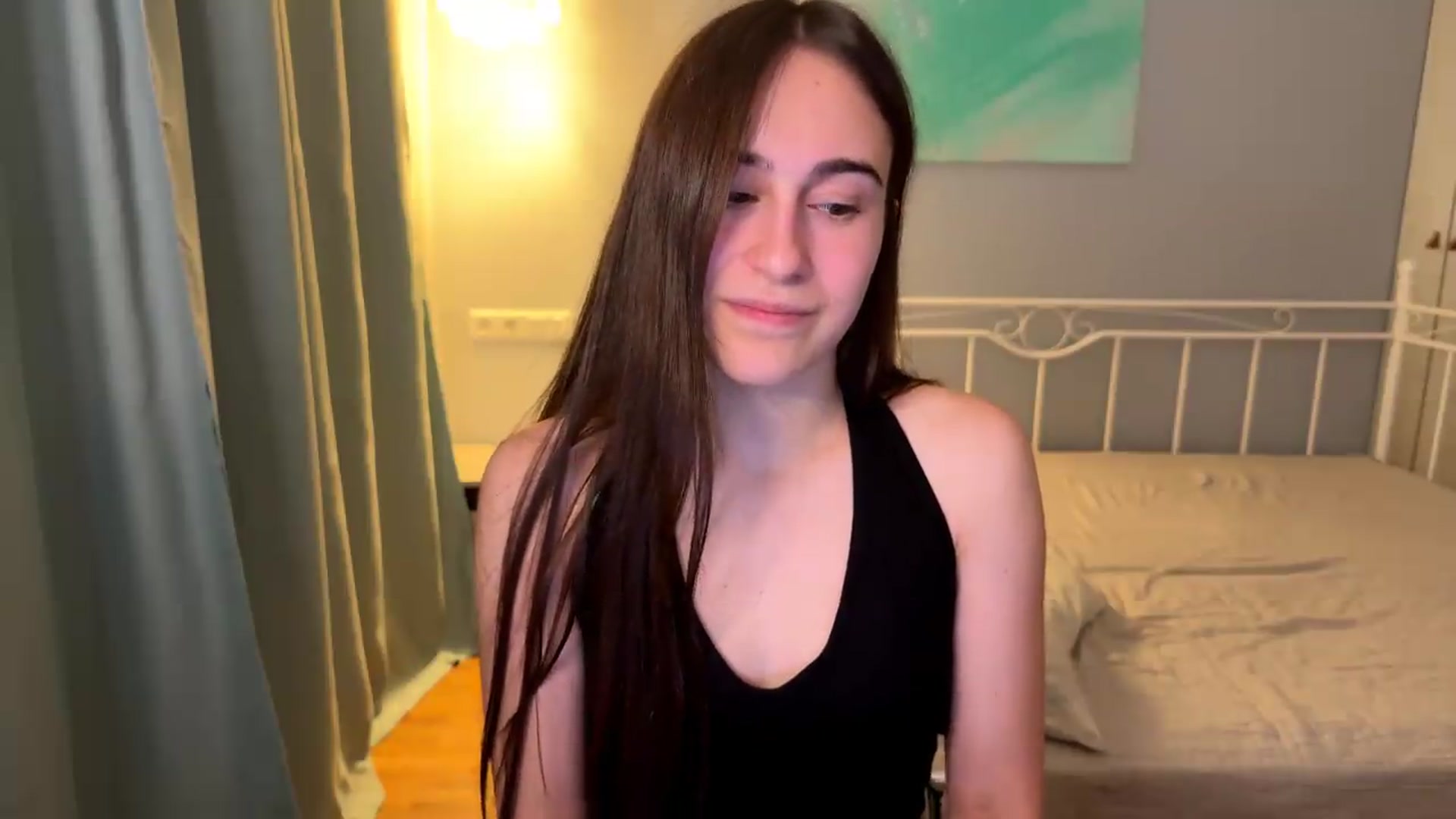 Gallery image thumbnail from ulohu's myfreecams stream on, 08/11/2026, 23:38 image 13 of 20