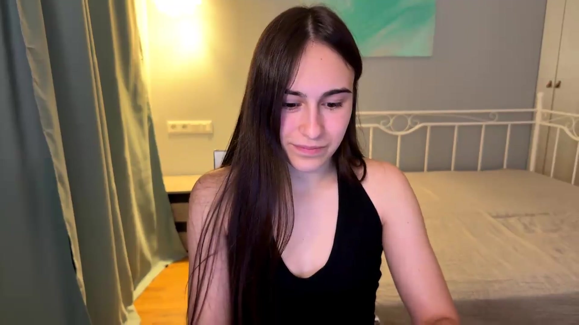 Gallery image thumbnail from ulohu's myfreecams stream on, 08/12/2026, 22:52 image 10 of 20