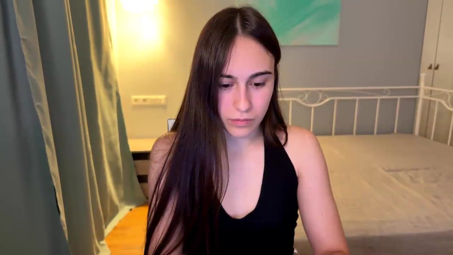 Gallery image thumbnail from ulohu's myfreecams stream on, 08/12/2026, 22:52 image 11 of 20