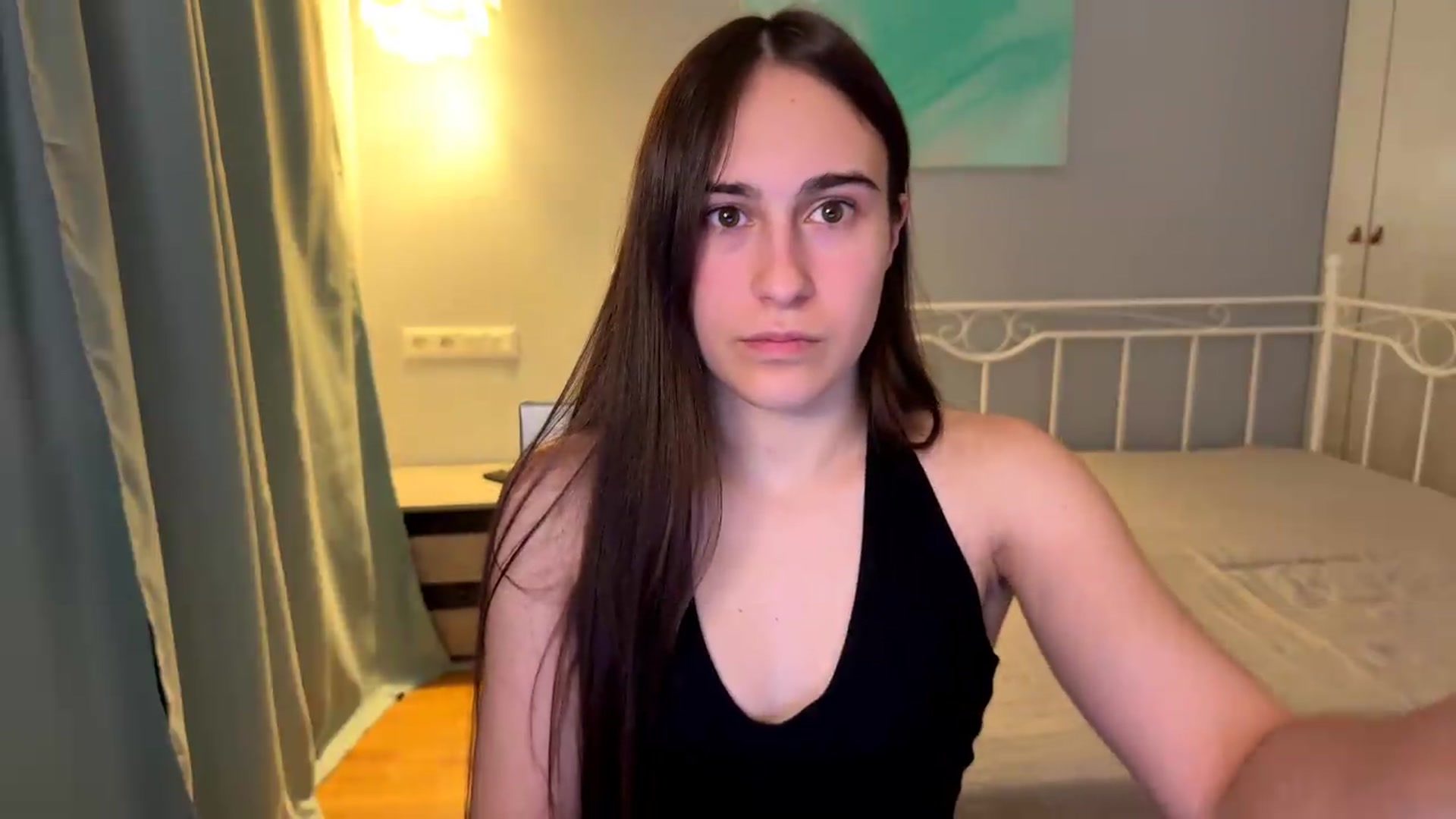 Gallery image thumbnail from ulohu's myfreecams stream on, 08/12/2026, 22:52 image 9 of 20