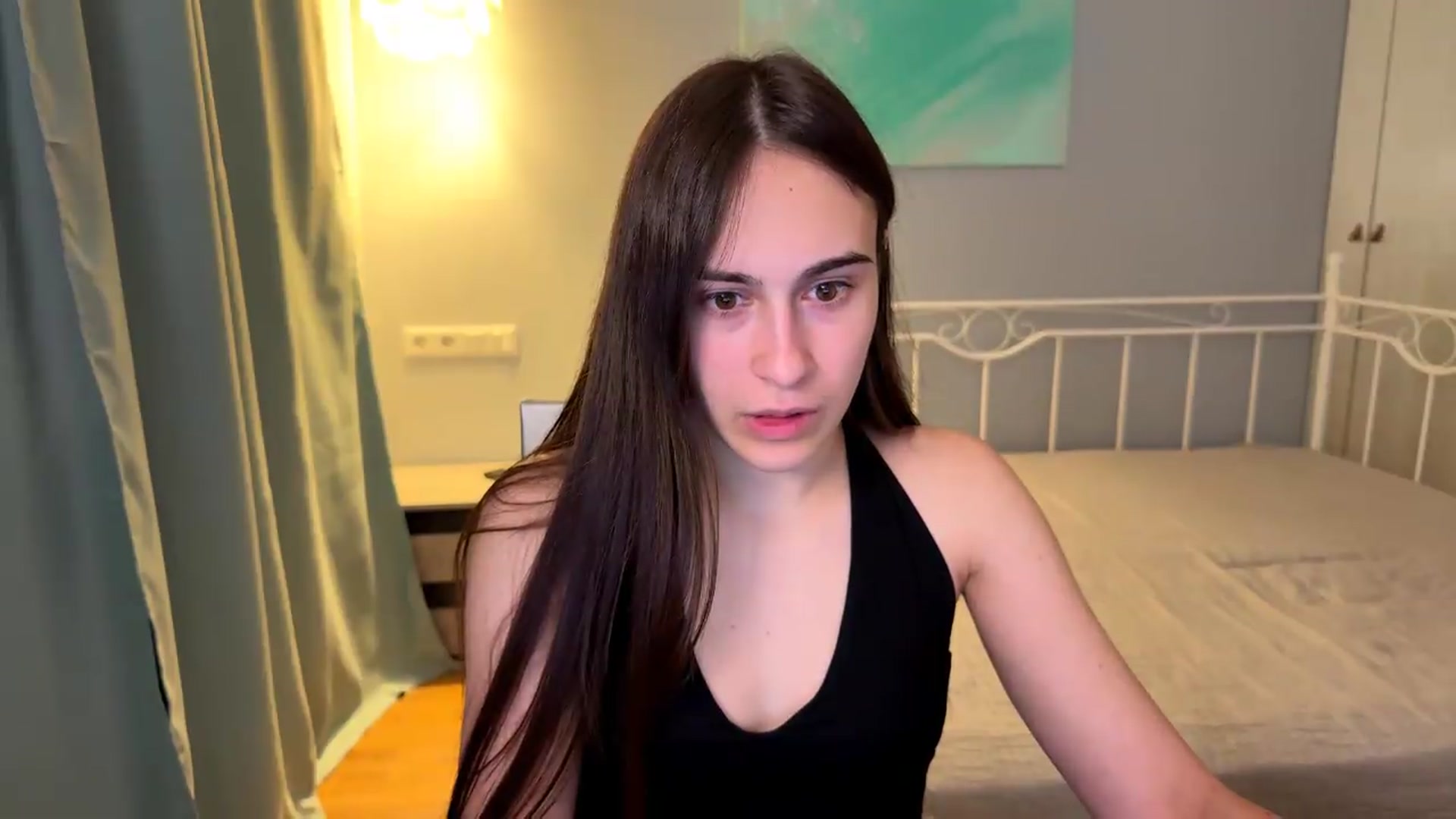 Gallery image thumbnail from ulohu's myfreecams stream on, 08/12/2026, 22:52 image 4 of 20