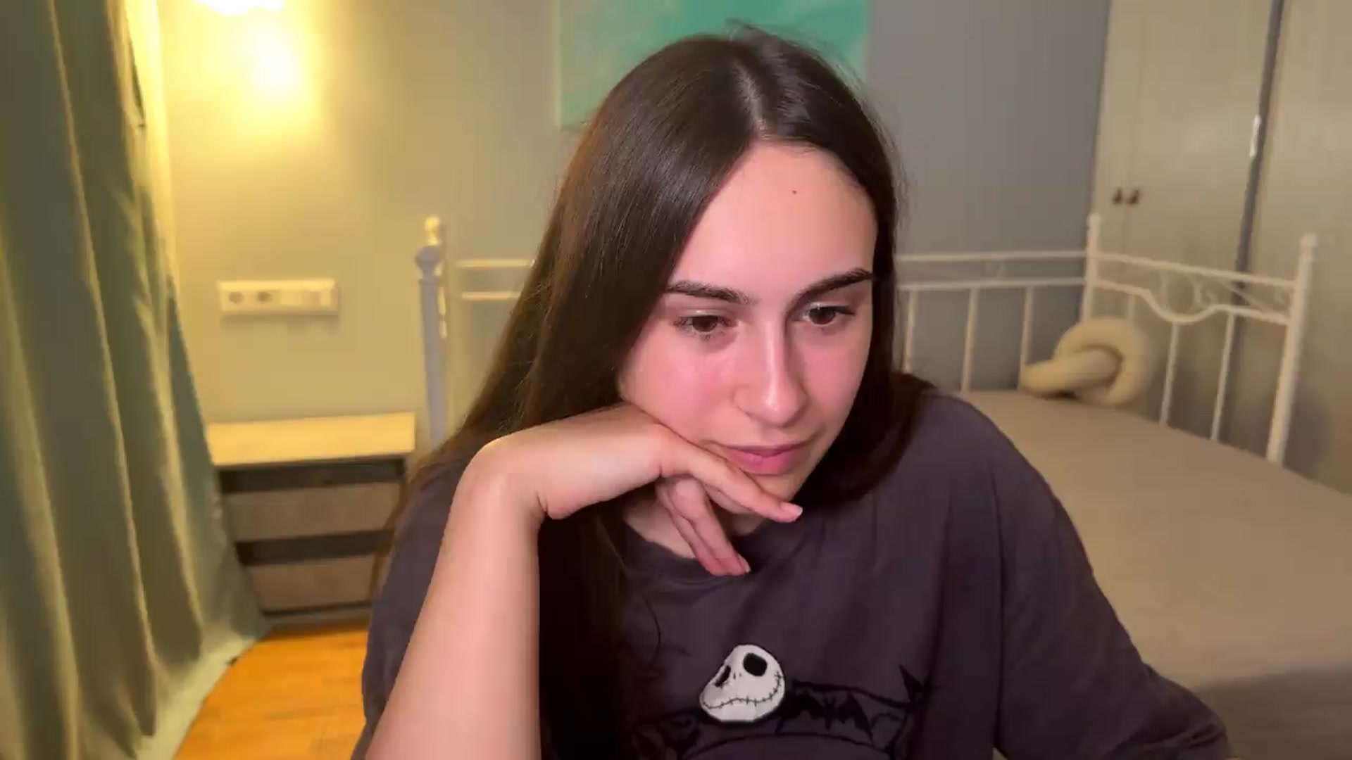 Gallery image thumbnail from ulohu's myfreecams stream on, 08/30/2026, 18:24 image 11 of 20