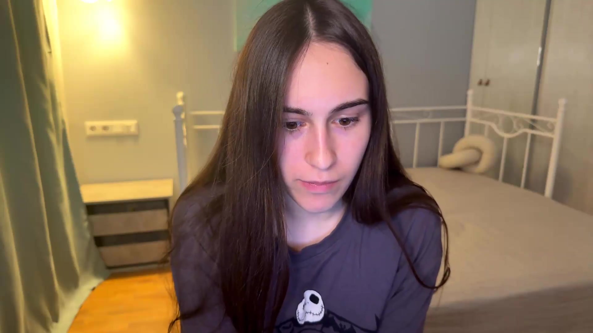 Gallery image thumbnail from ulohu's myfreecams stream on, 08/30/2026, 19:03 image 9 of 20