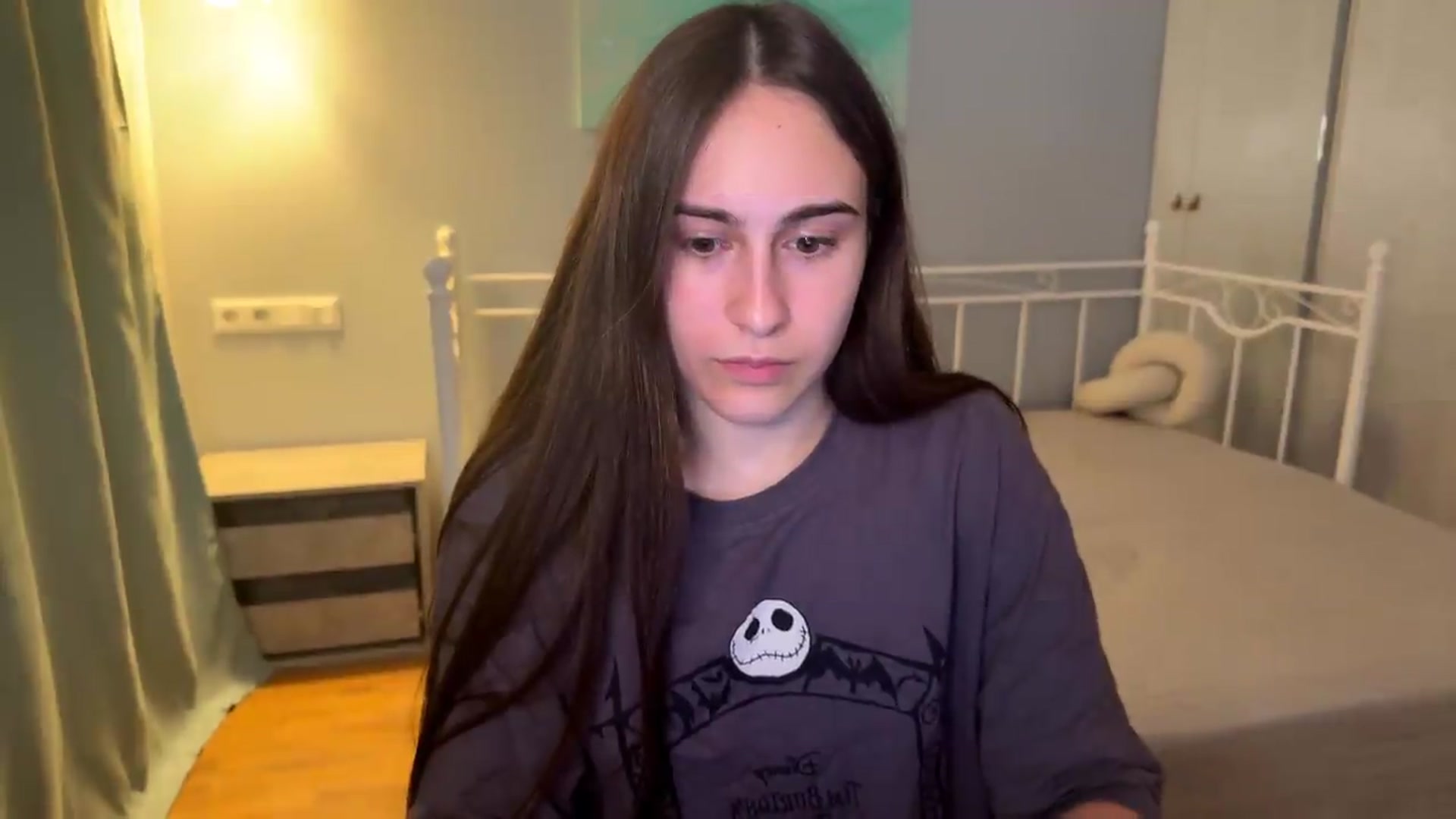 Gallery image thumbnail from ulohu's myfreecams stream on, 08/30/2026, 19:03 image 18 of 20