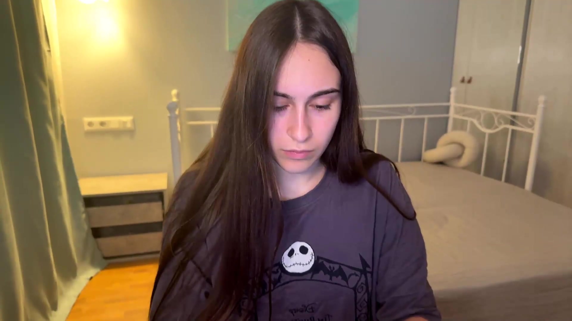 Gallery image thumbnail from ulohu's myfreecams stream on, 08/30/2026, 19:03 image 7 of 20