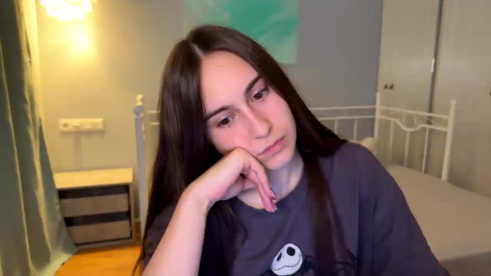 Gallery image thumbnail from ulohu's myfreecams stream on, 09/02/2026, 24:39 image 6 of 20
