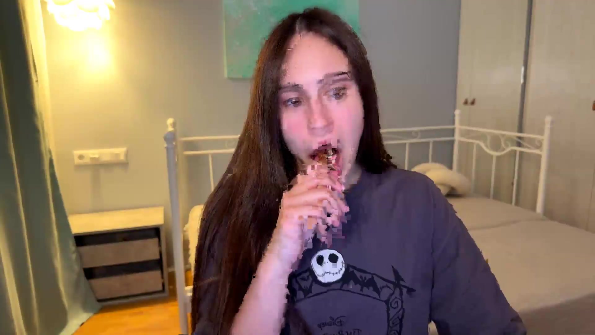 Gallery image thumbnail from ulohu's myfreecams stream on, 09/02/2026, 18:21 image 8 of 20