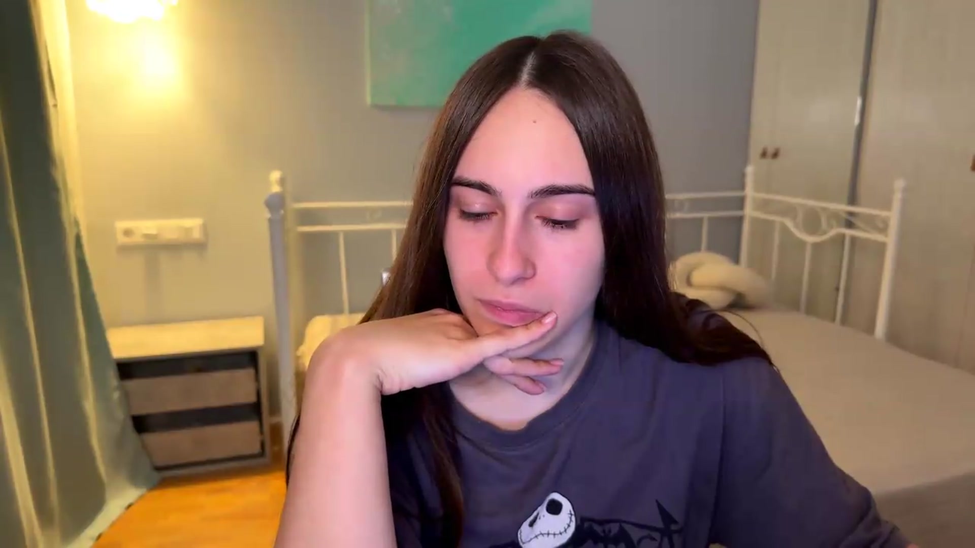 Gallery image thumbnail from ulohu's myfreecams stream on, 09/02/2026, 22:44 image 14 of 20
