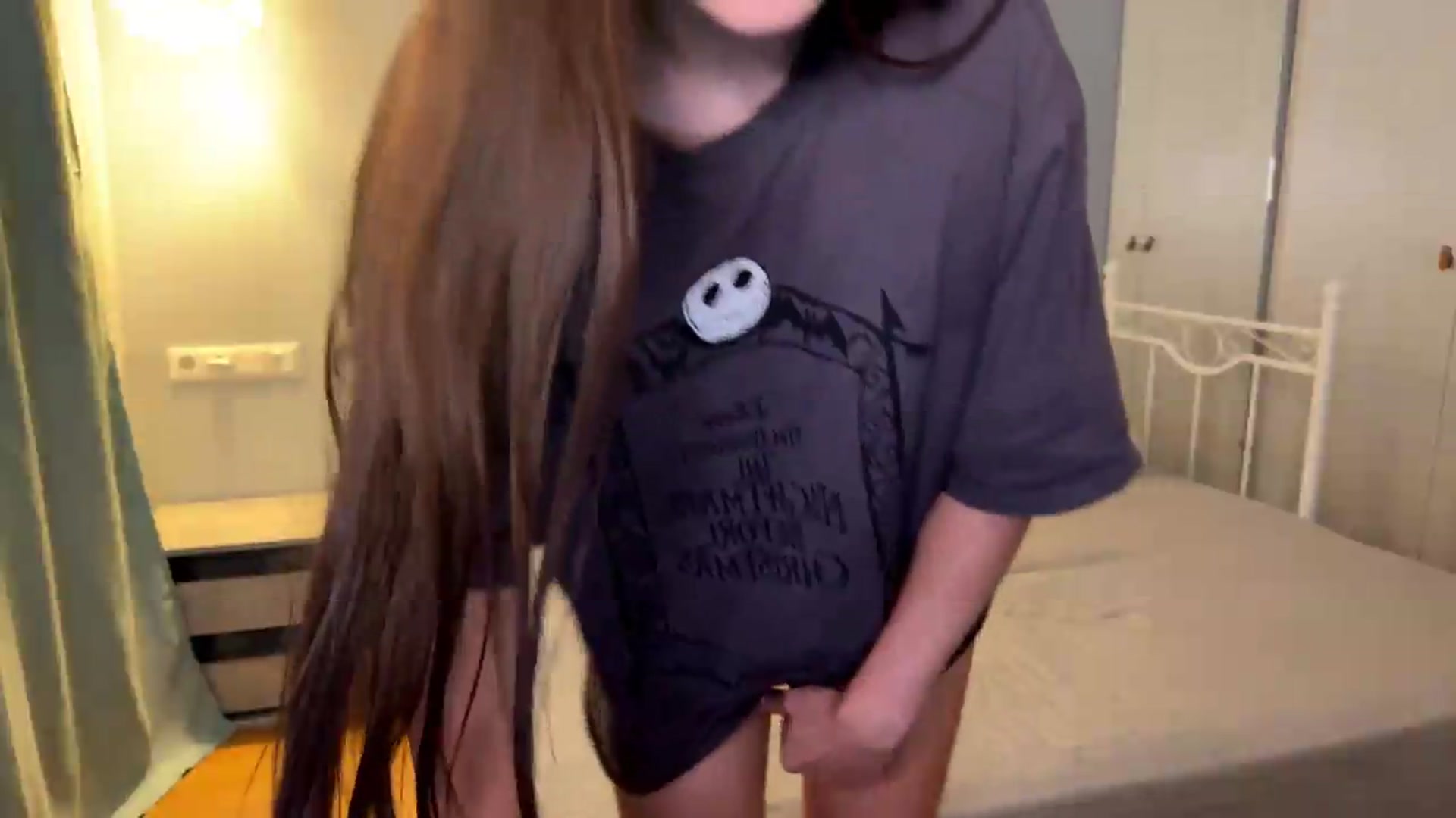 Gallery image thumbnail from ulohu's myfreecams stream on, 09/03/2026, 24:00 image 13 of 20