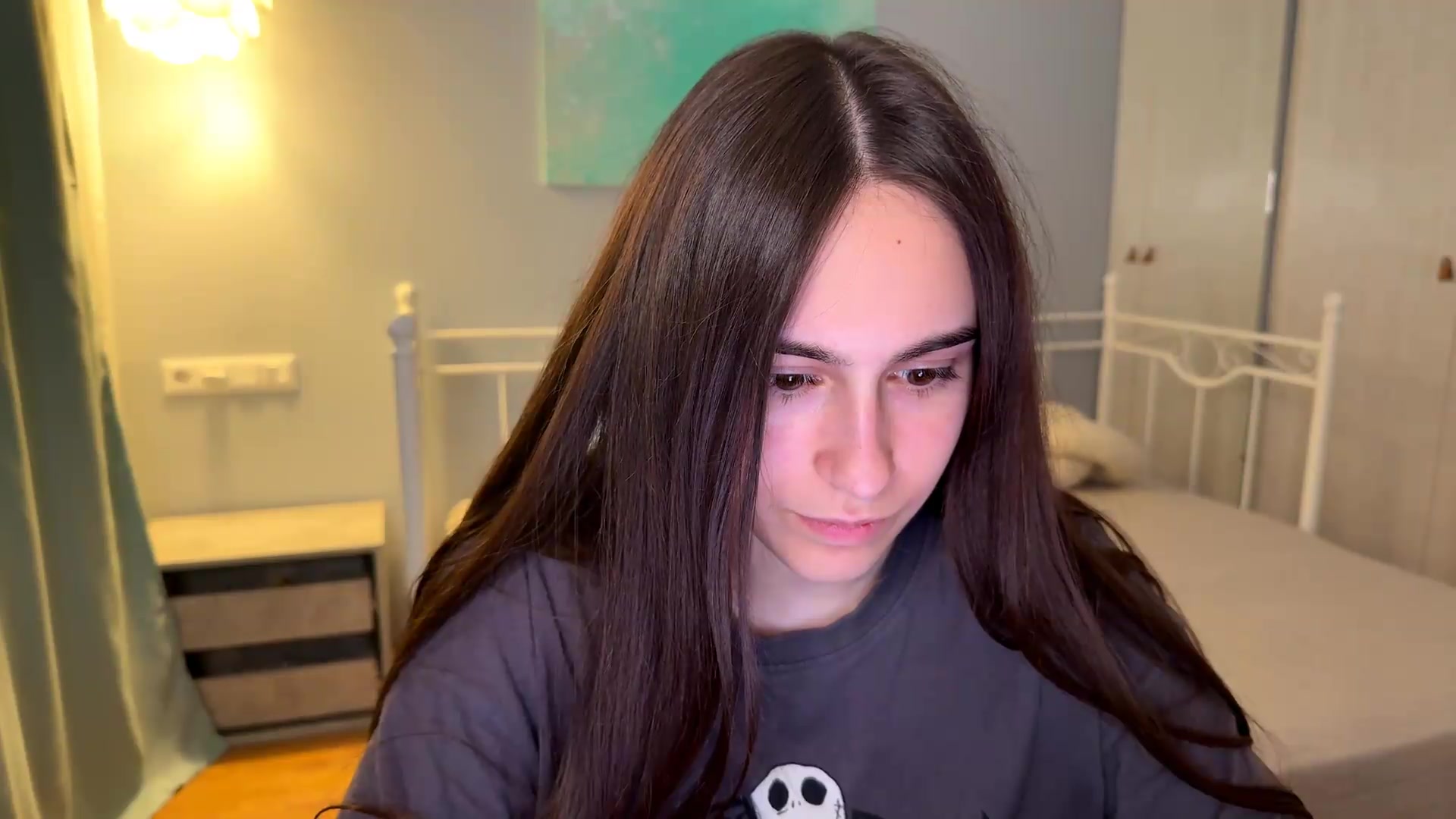 Gallery image thumbnail from ulohu's myfreecams stream on, 09/03/2026, 24:57 image 7 of 20