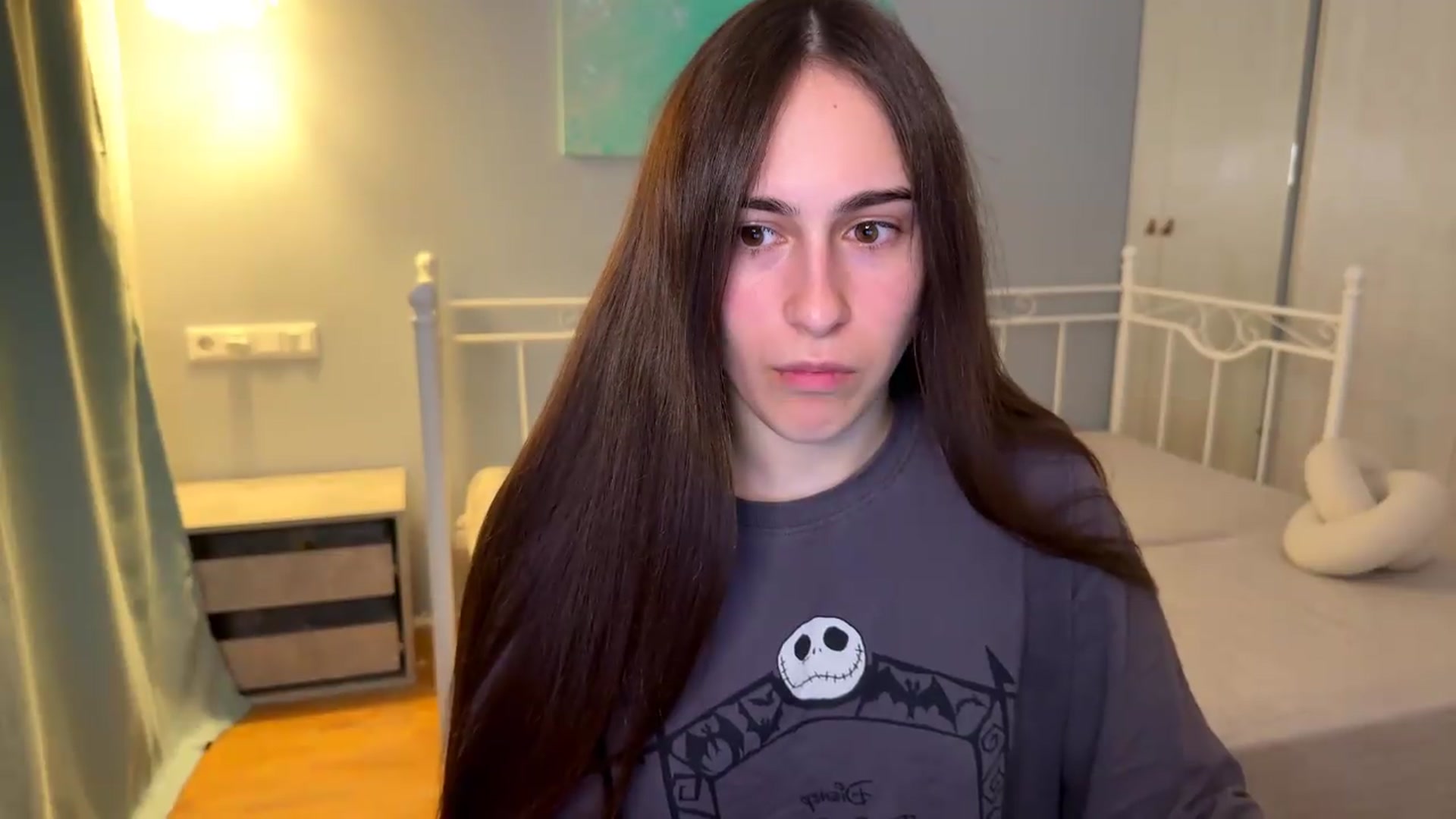 Gallery image thumbnail from ulohu's myfreecams stream on, 09/03/2026, 19:45 image 3 of 20