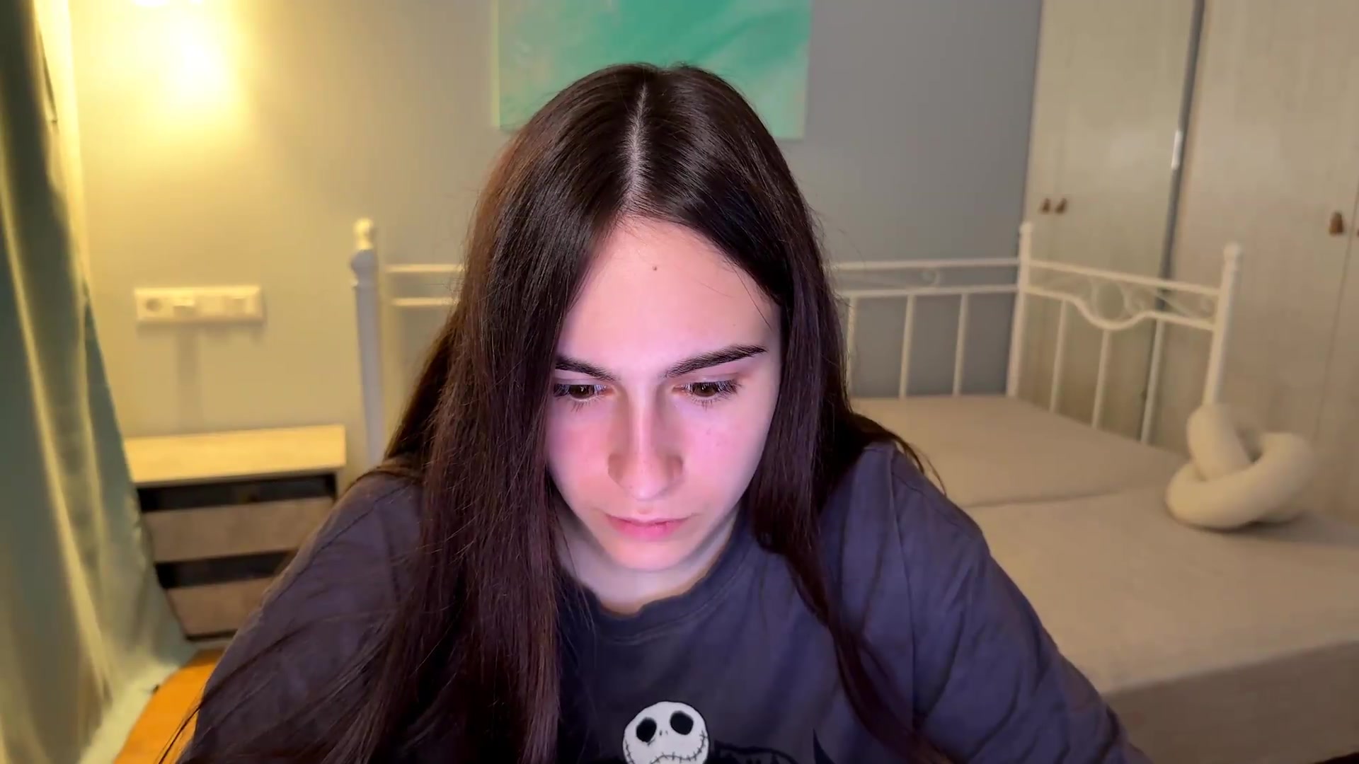 Gallery image thumbnail from ulohu's myfreecams stream on, 09/03/2026, 19:45 image 17 of 20
