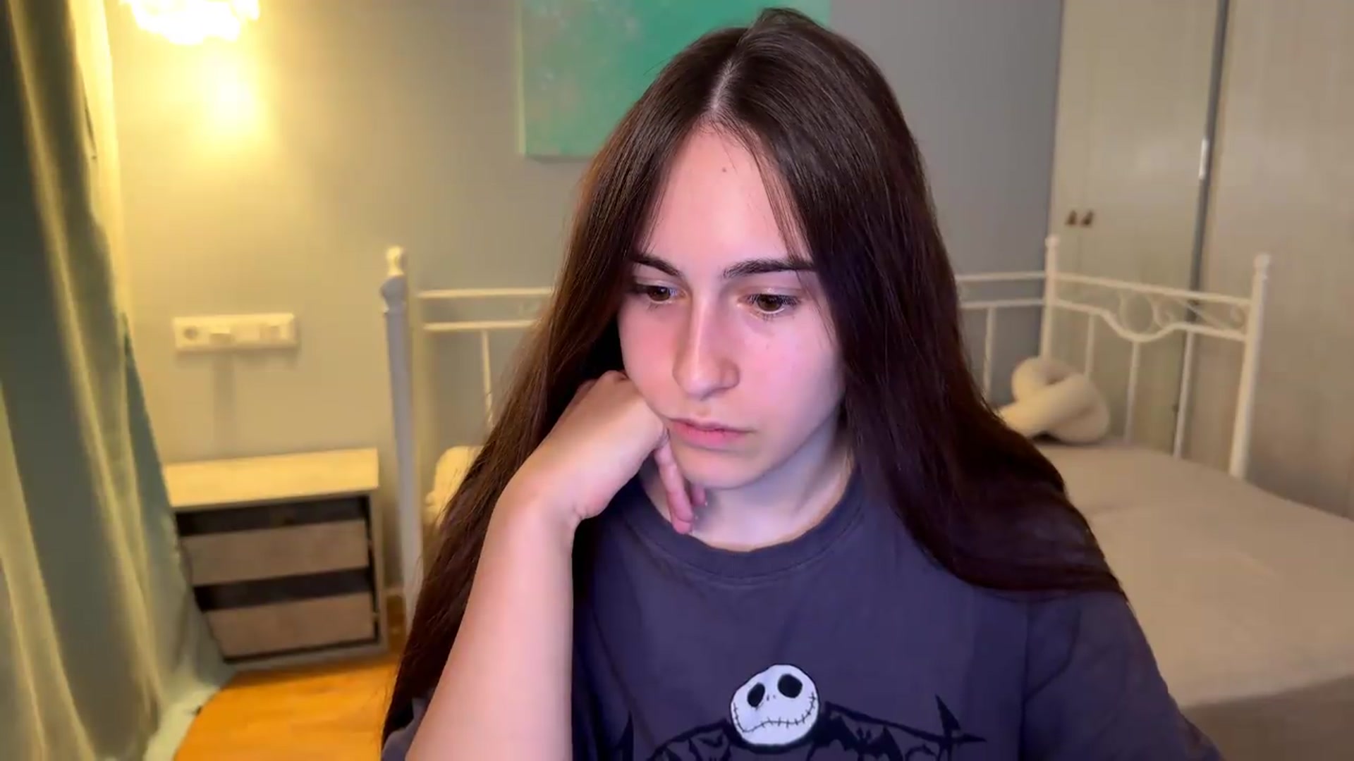 Gallery image thumbnail from ulohu's myfreecams stream on, 09/03/2026, 22:04 image 8 of 20