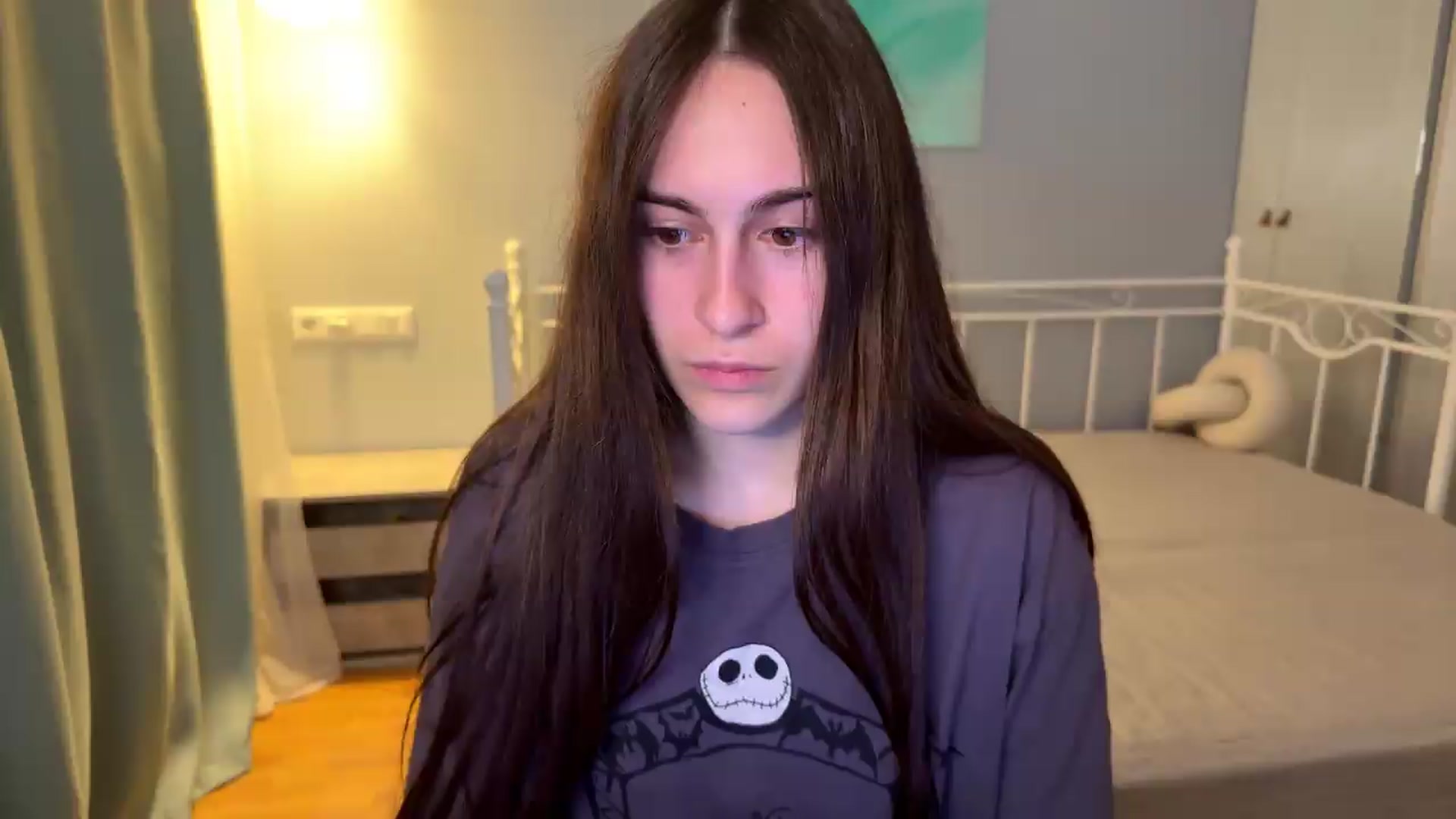 Gallery image thumbnail from ulohu's myfreecams stream on, 09/08/2026, 24:00 image 9 of 20