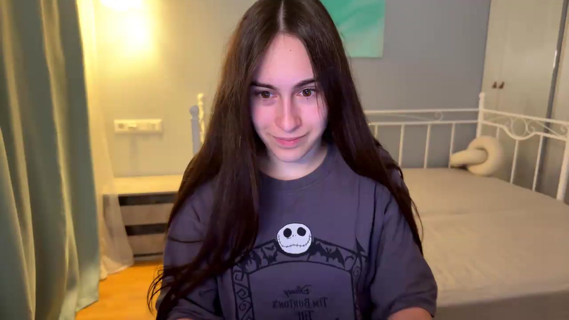 Gallery image thumbnail from ulohu's myfreecams stream on, 09/08/2026, 24:00 image 2 of 20