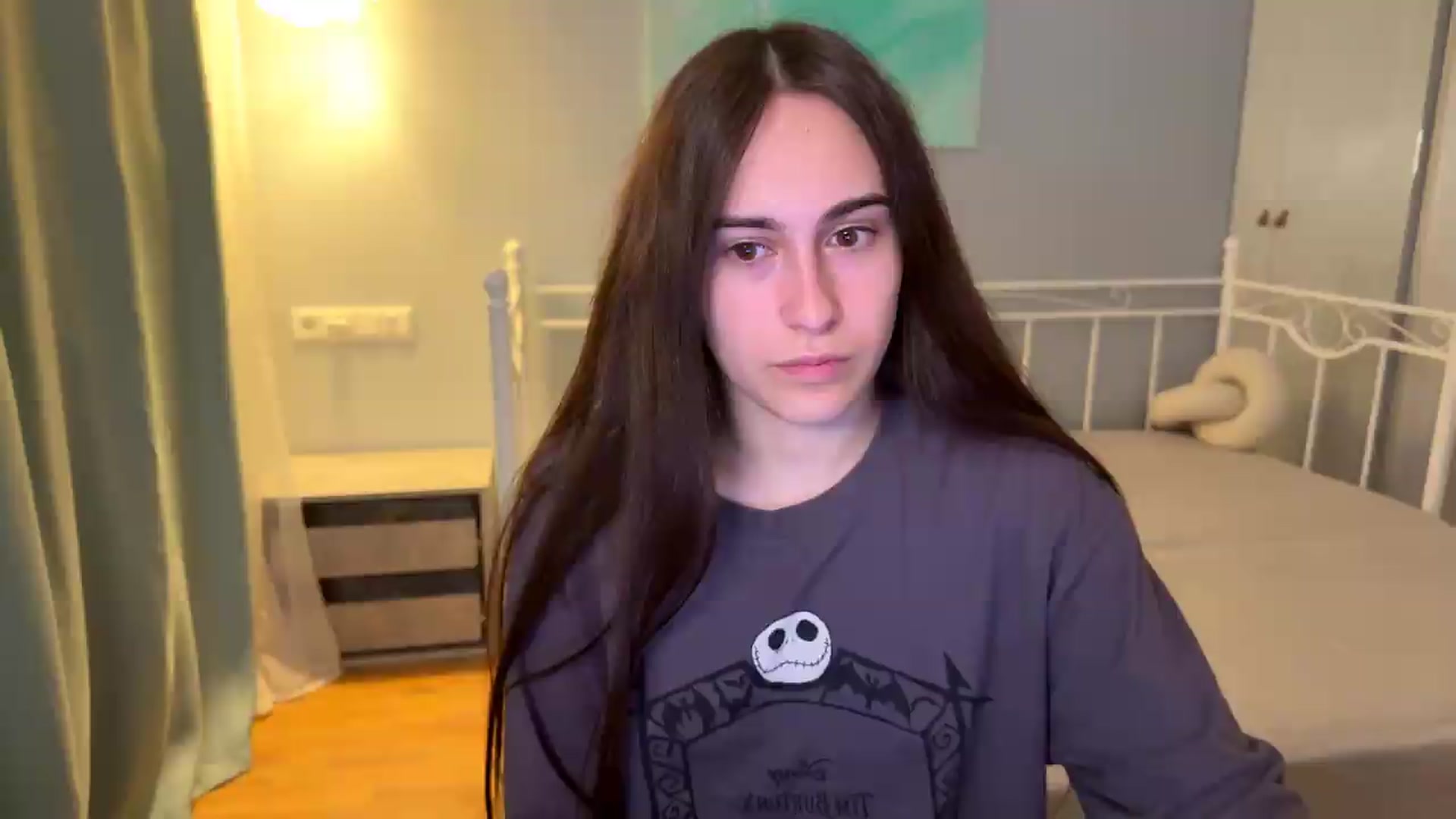 Gallery image thumbnail from ulohu's myfreecams stream on, 09/08/2026, 24:00 image 10 of 20